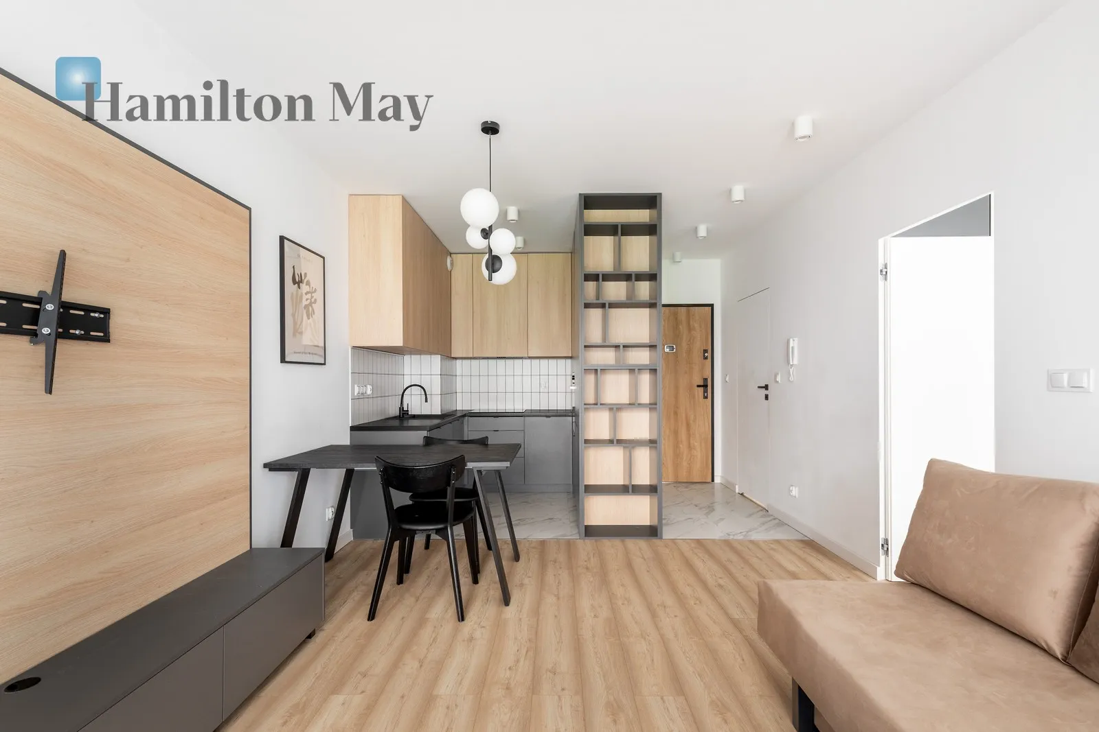 Komfortowe mieszkanie z balkonem - slider