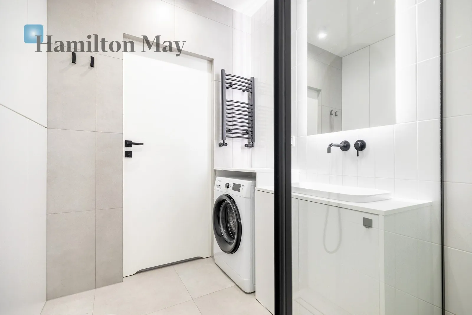 Komfortowe mieszkanie z balkonem - slider