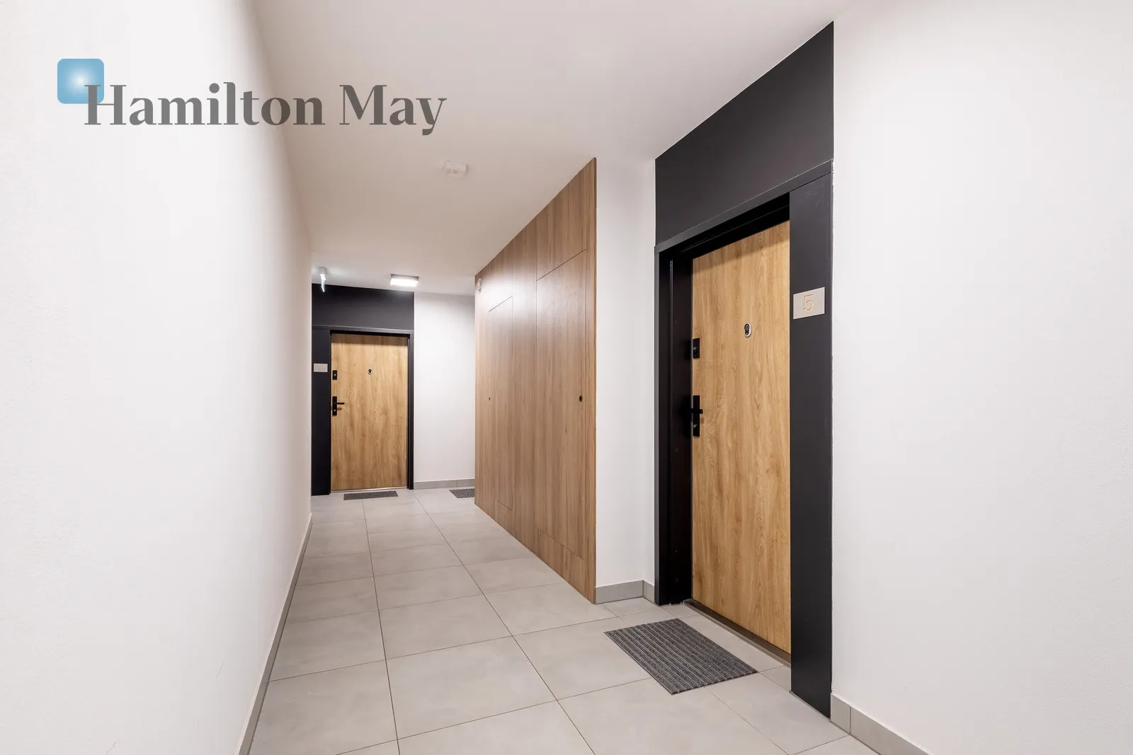 Komfortowe mieszkanie z balkonem - slider