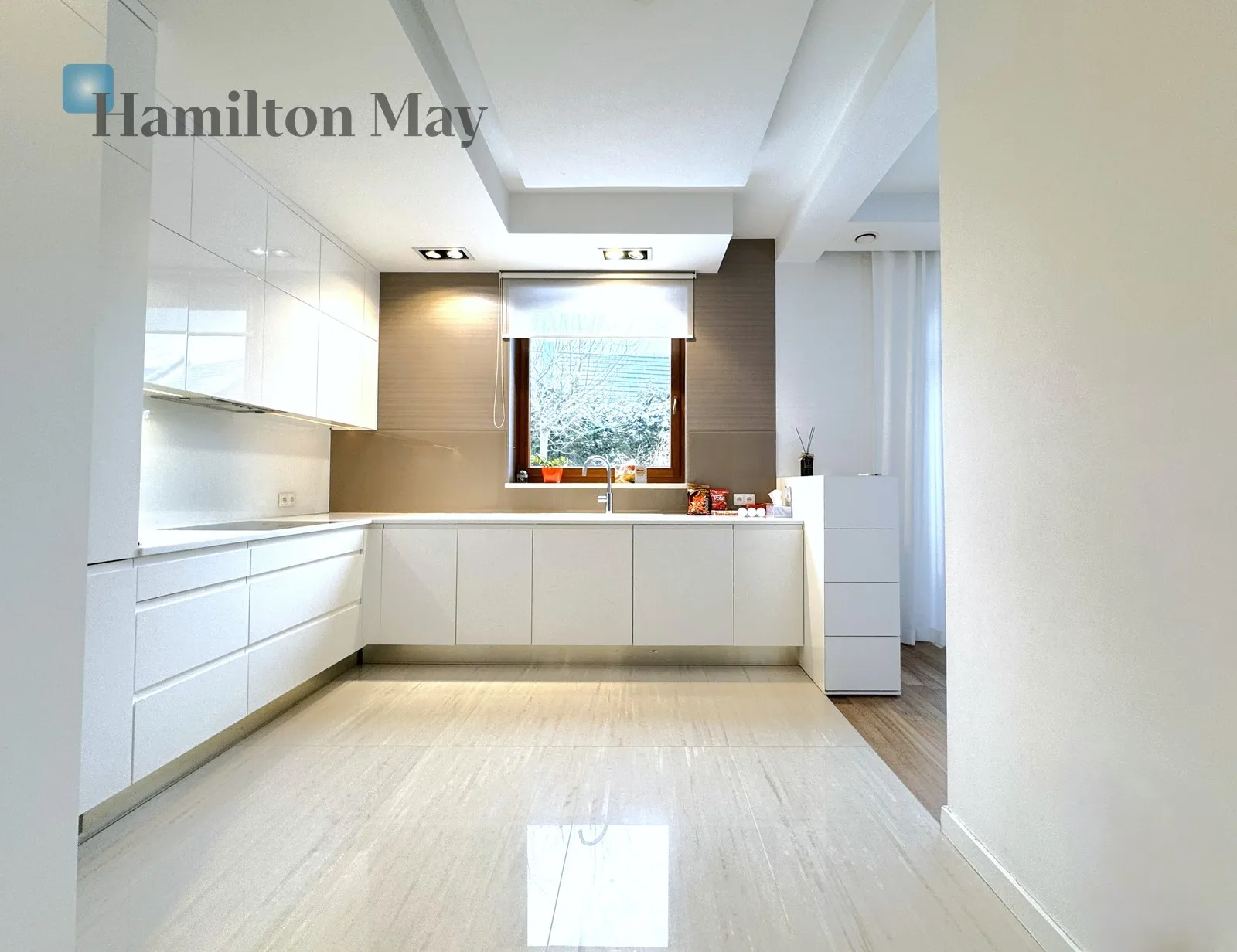 An elegant, comfortable semi-detached house on Parkowe Wzgórze in Mogilany - slider