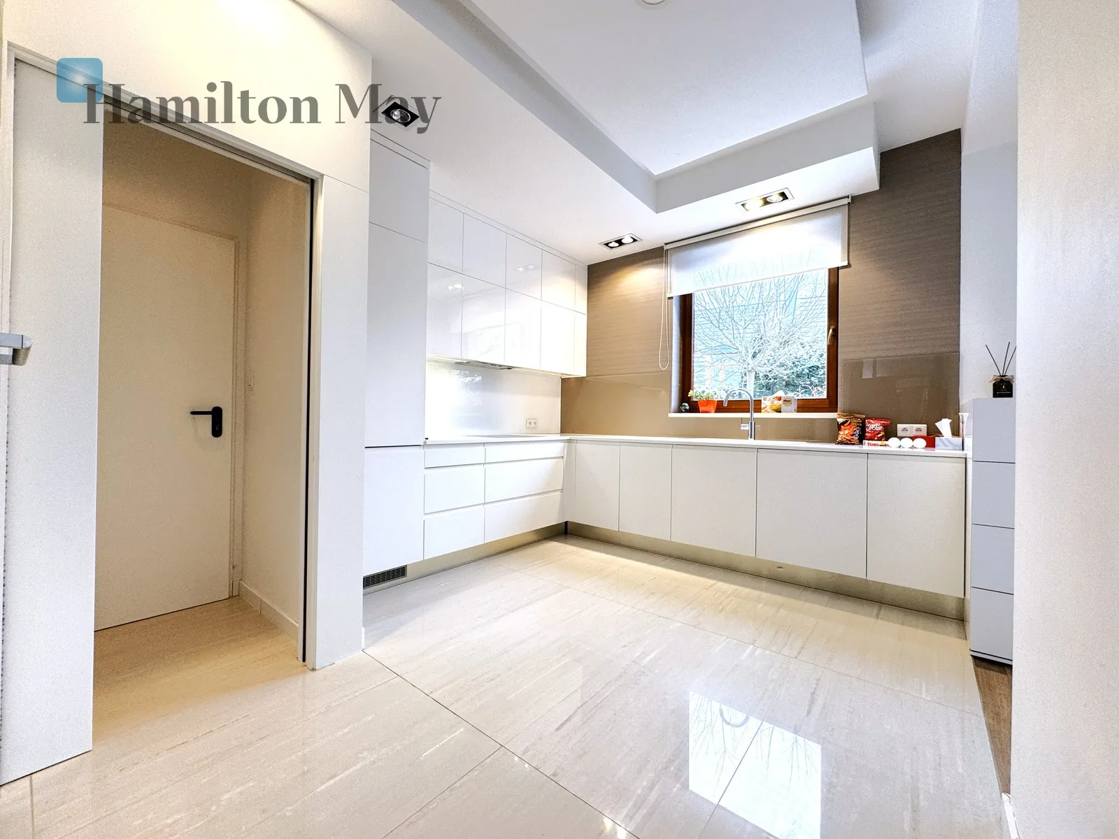 An elegant, comfortable semi-detached house on Parkowe Wzgórze in Mogilany - slider