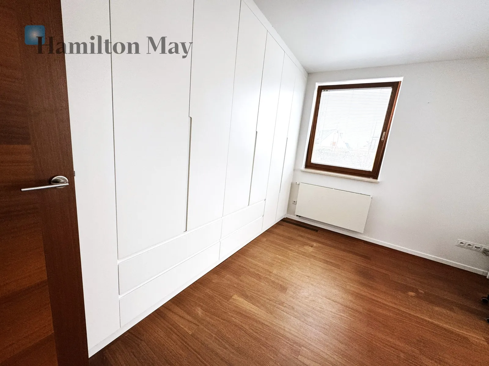 An elegant, comfortable semi-detached house on Parkowe Wzgórze in Mogilany - slider