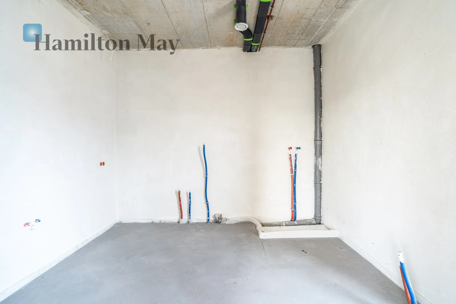 Bathrooms: 3 - slider