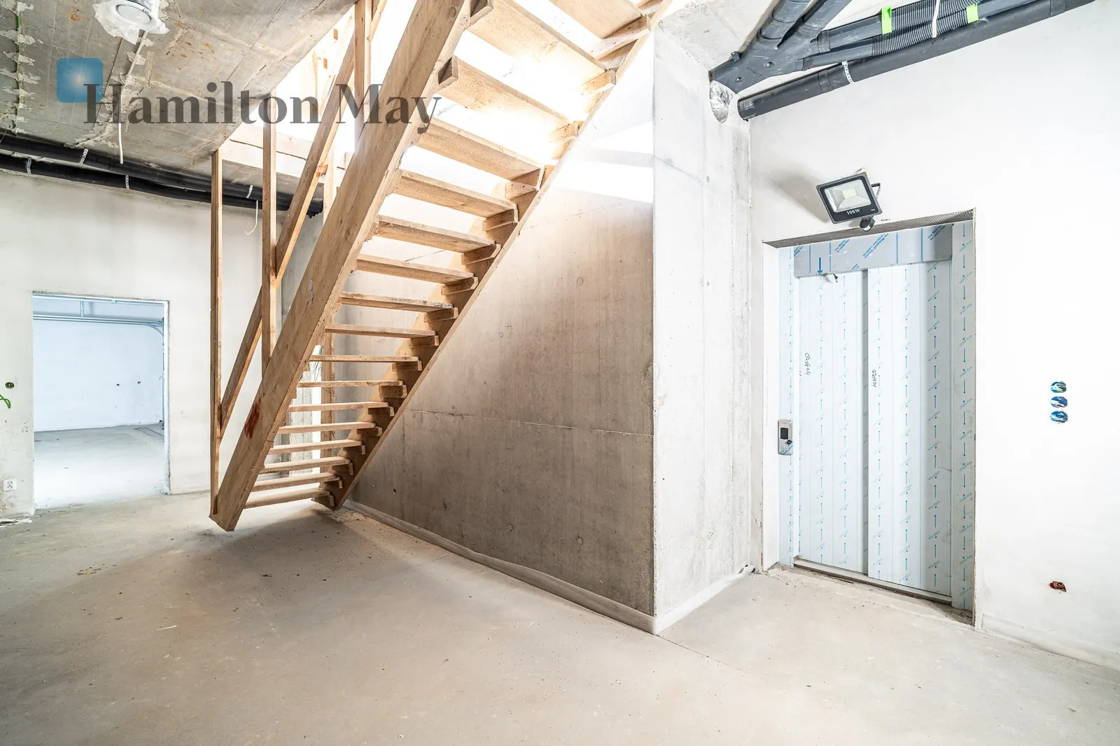 An elegant detached single-family house with an elevator and a unique view of Wola Justowska - slider