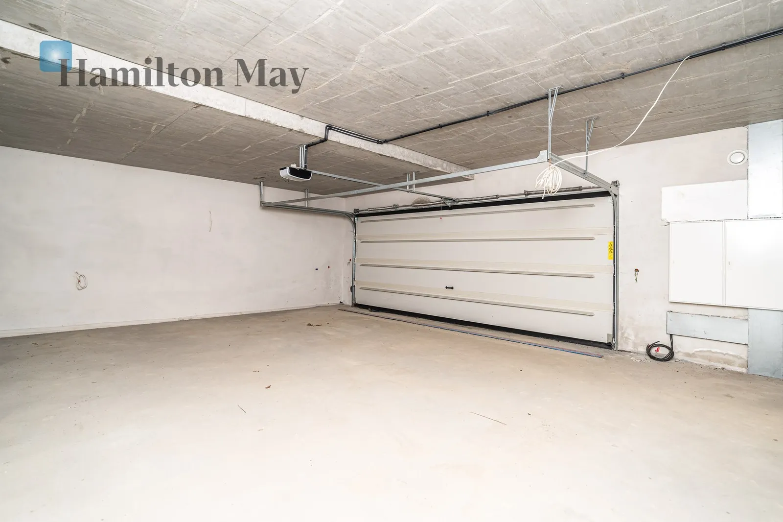 An elegant detached single-family house with an elevator and a unique view of Wola Justowska - slider