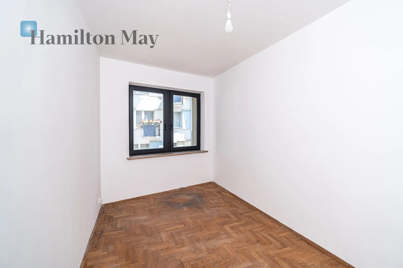 Region: Krowodrza Distance to centre: 1.85 km Level: 1 Price: 1132300 PLN Bedrooms: 3 - slider