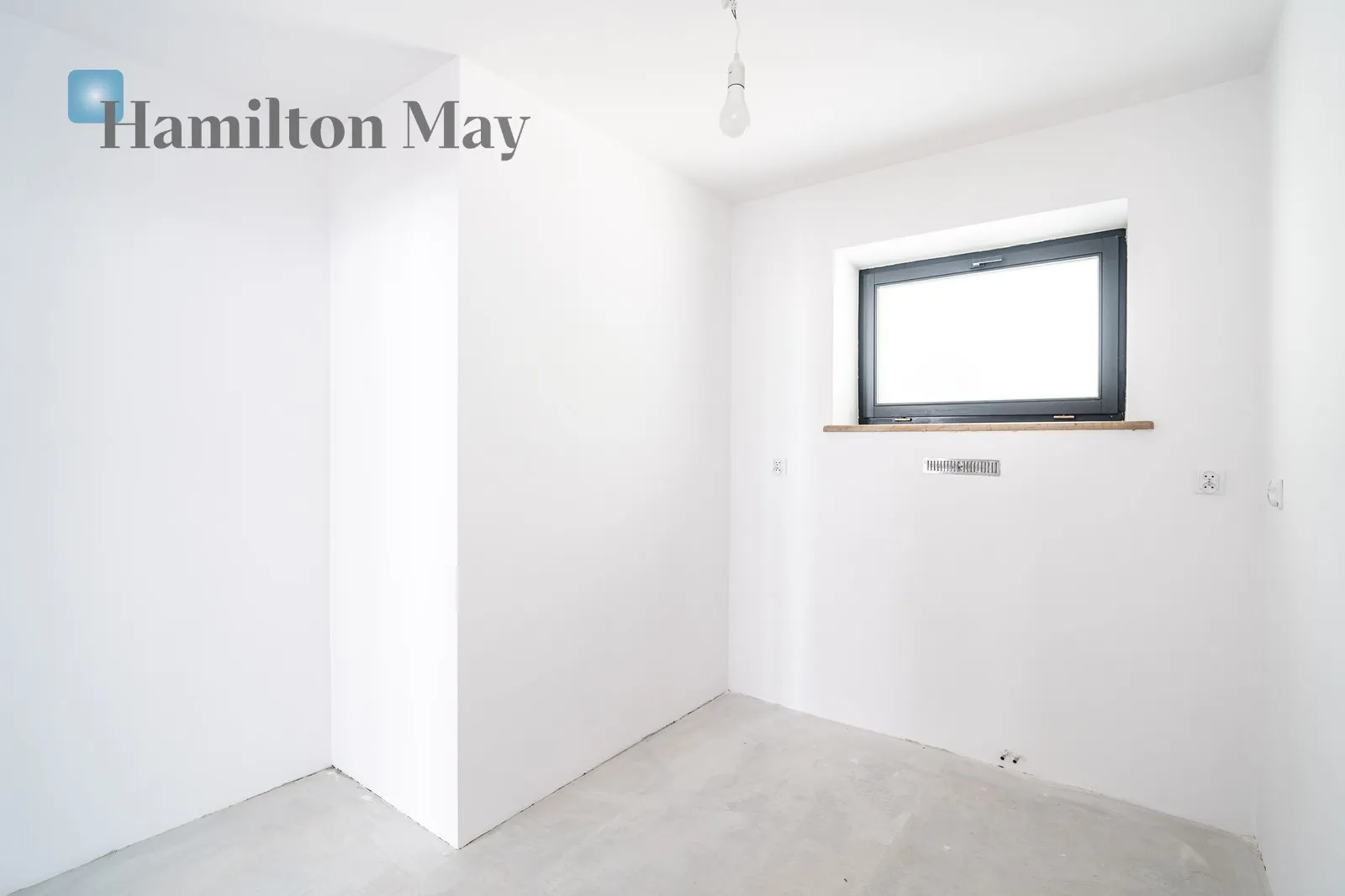Region: Krowodrza Distance to centre: 1.85 km Level: 1 Price: 830000 PLN Bedrooms: 2 Bathrooms: 1 Size: 50m2 Price/m2: 16600 PLN - slider