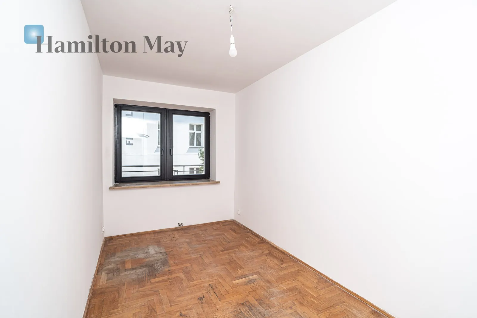 Distance to centre: 1.85 km Level: 1 Price: 830000 PLN Bedrooms: 2 Bathrooms: 1 Size: 50m2 Price/m2: 16600 PLN - slider