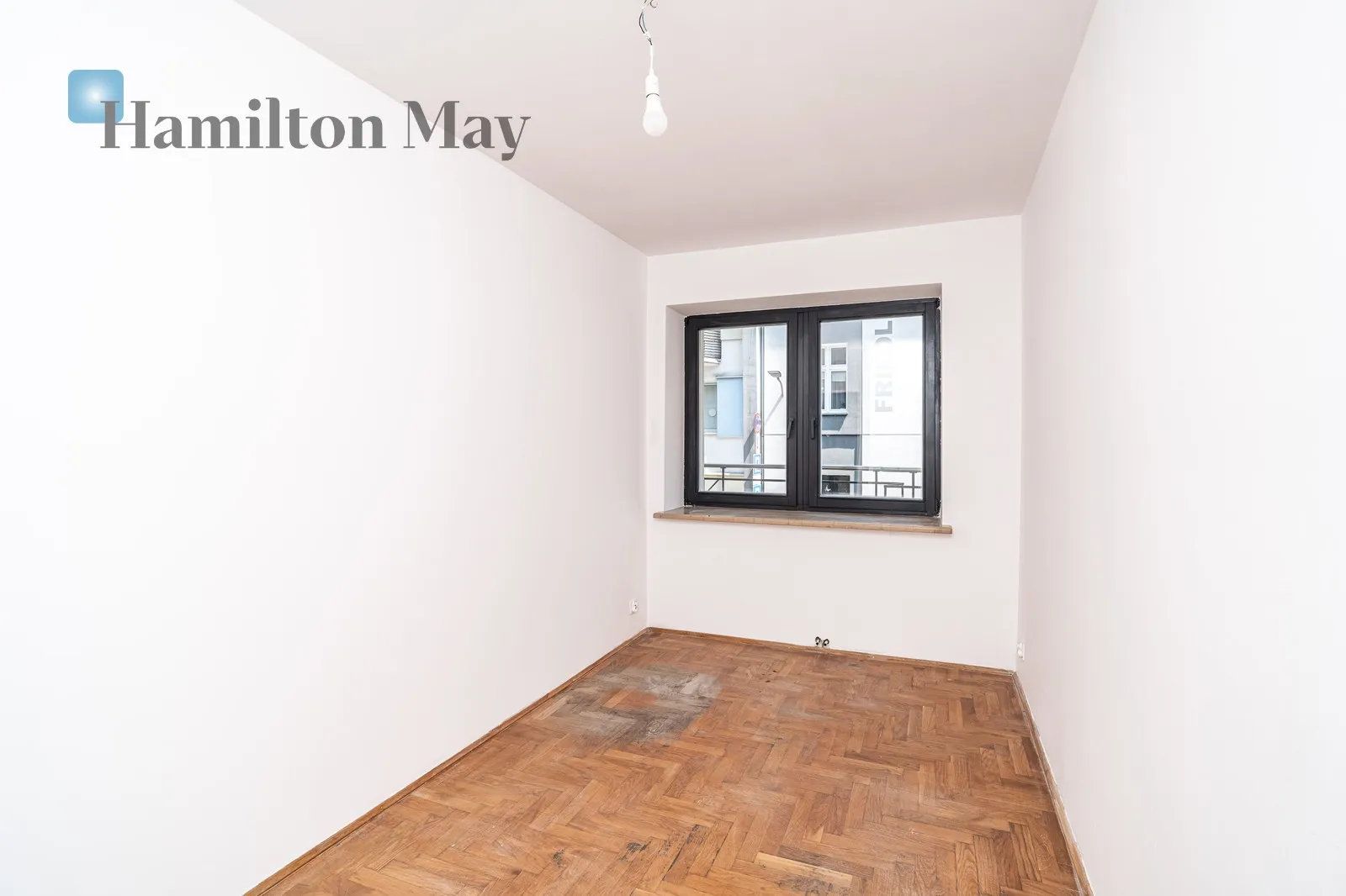 City: Kraków Street: Józefa Friedleina Region: Krowodrza Distance to centre: 1.85 km Level: 1 Price: 830000 PLN - slider