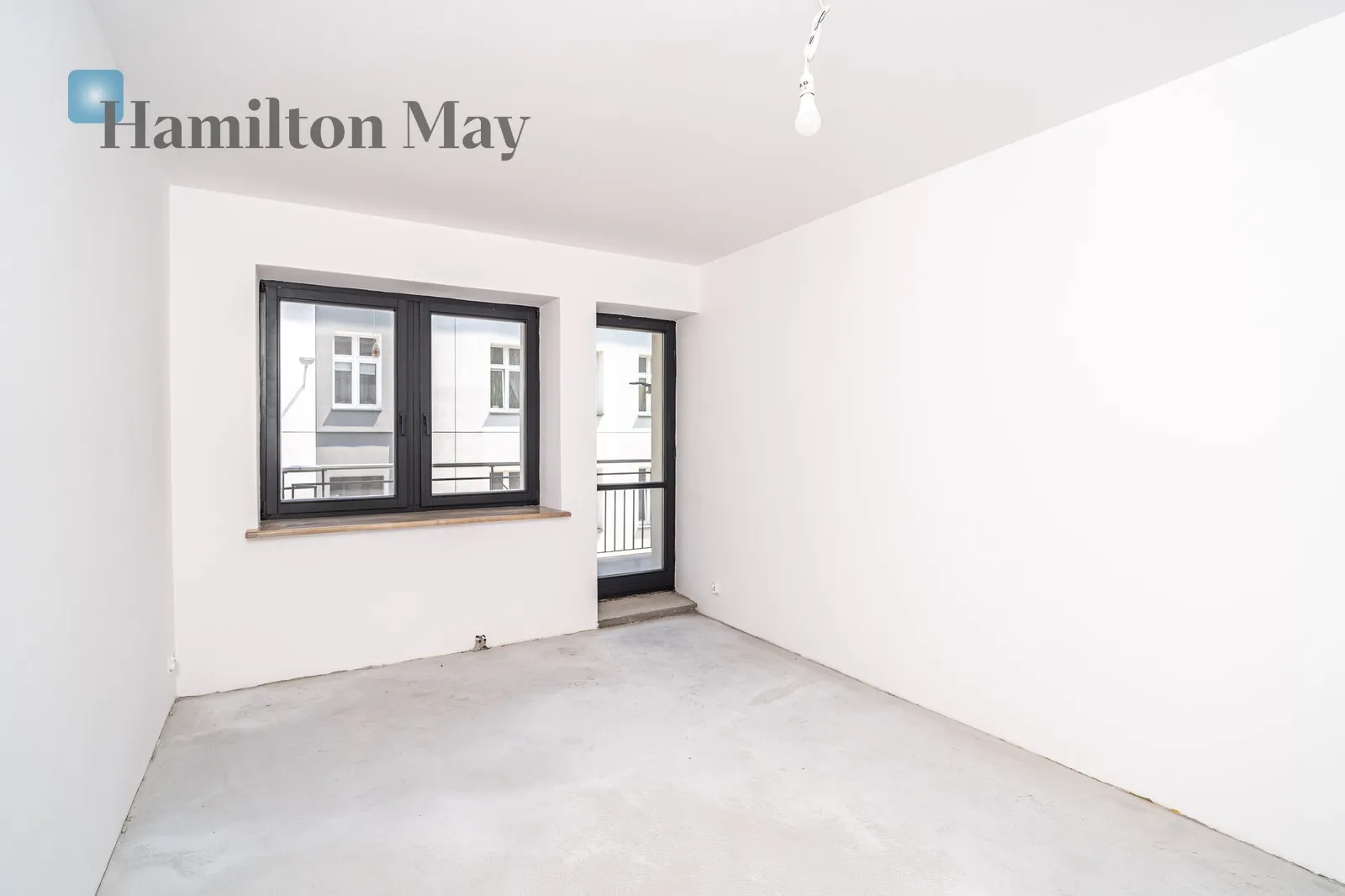 City: Kraków Street: Józefa Friedleina Region: Krowodrza Distance to centre: 1.85 km Level: 1 Price: 830000 PLN Bedrooms: 2 Bathrooms: 1 Size: 50m2 - slider
