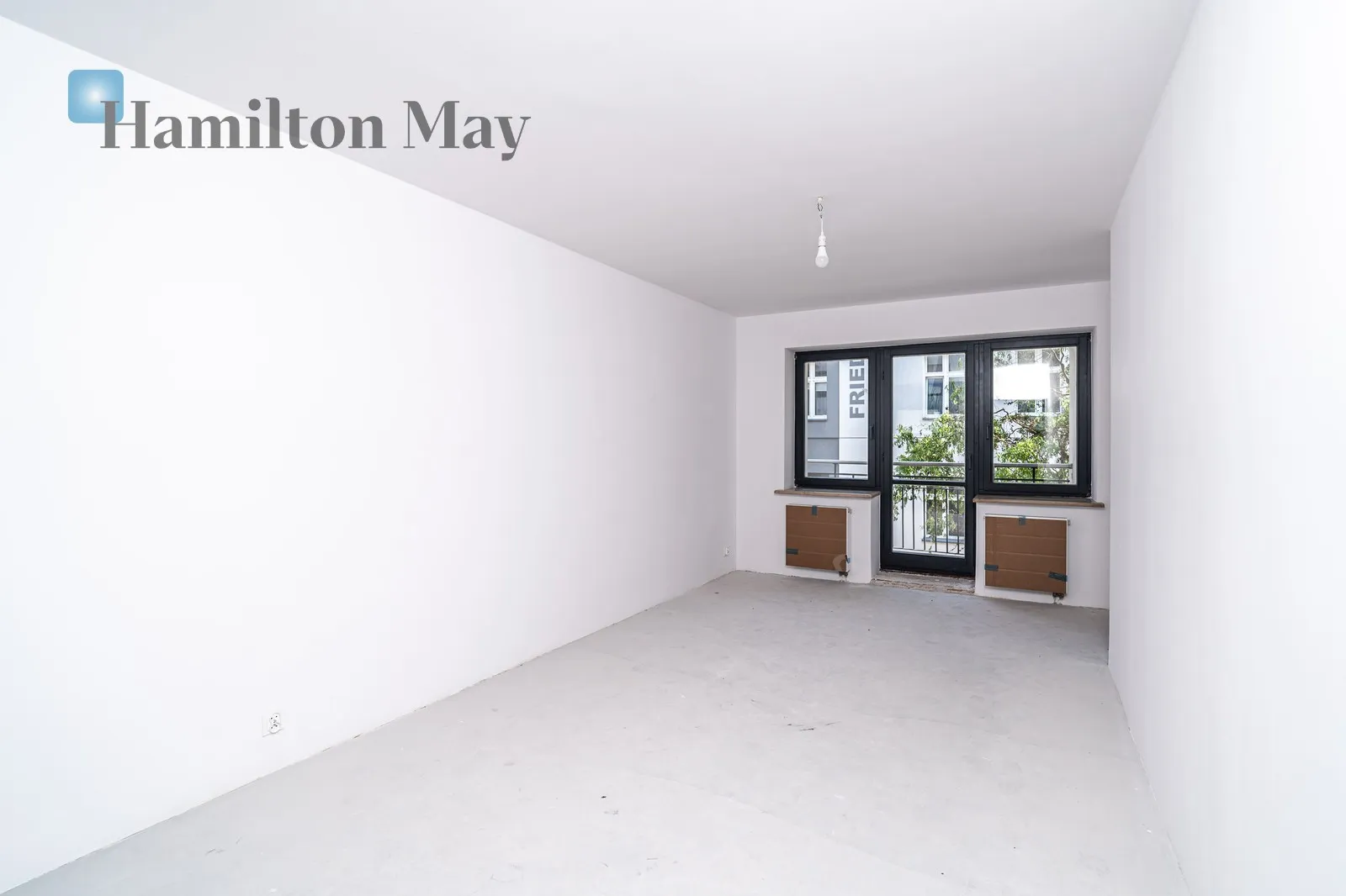 Street: Józefa Friedleina Region: Krowodrza Distance to centre: 1.85 km Level: 1 Price: 1132300 PLN Bedrooms: 2 Bathrooms: 2 Size: 67m2 Price/m2: 16900 PLN - slider