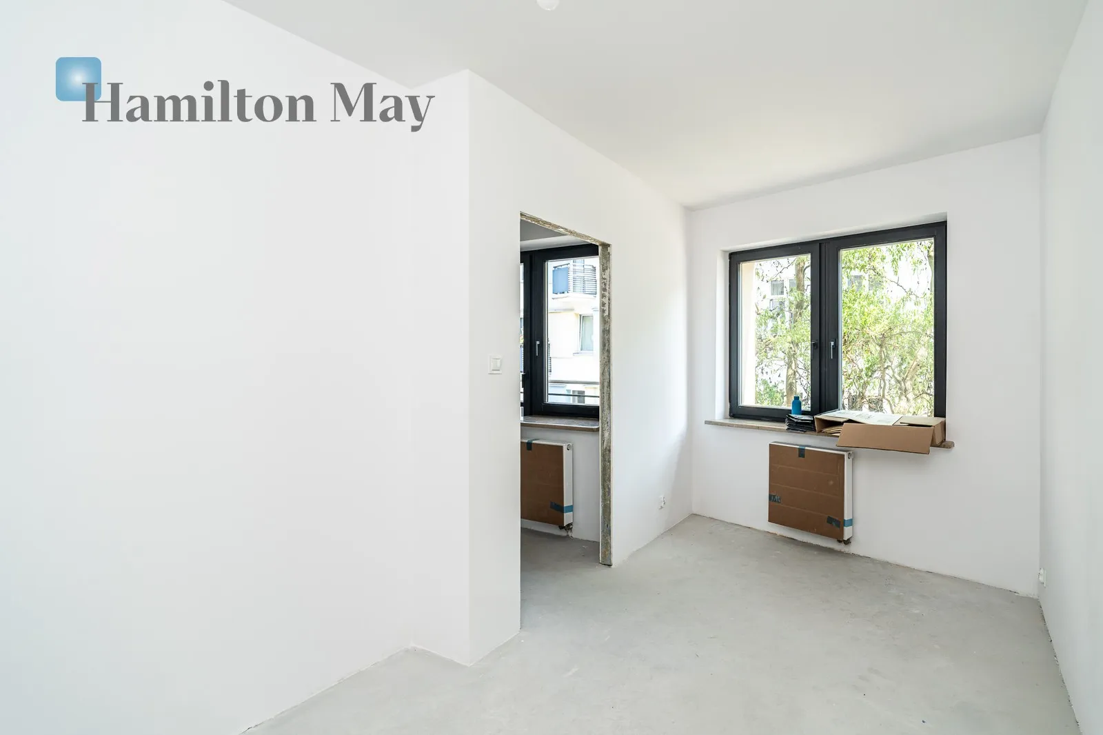 Distance to centre: 1.85 km Level: 1 Price: 1132300 PLN Bedrooms: 2 Bathrooms: 2 Size: 67m2 Price/m2: 16900 PLN - slider