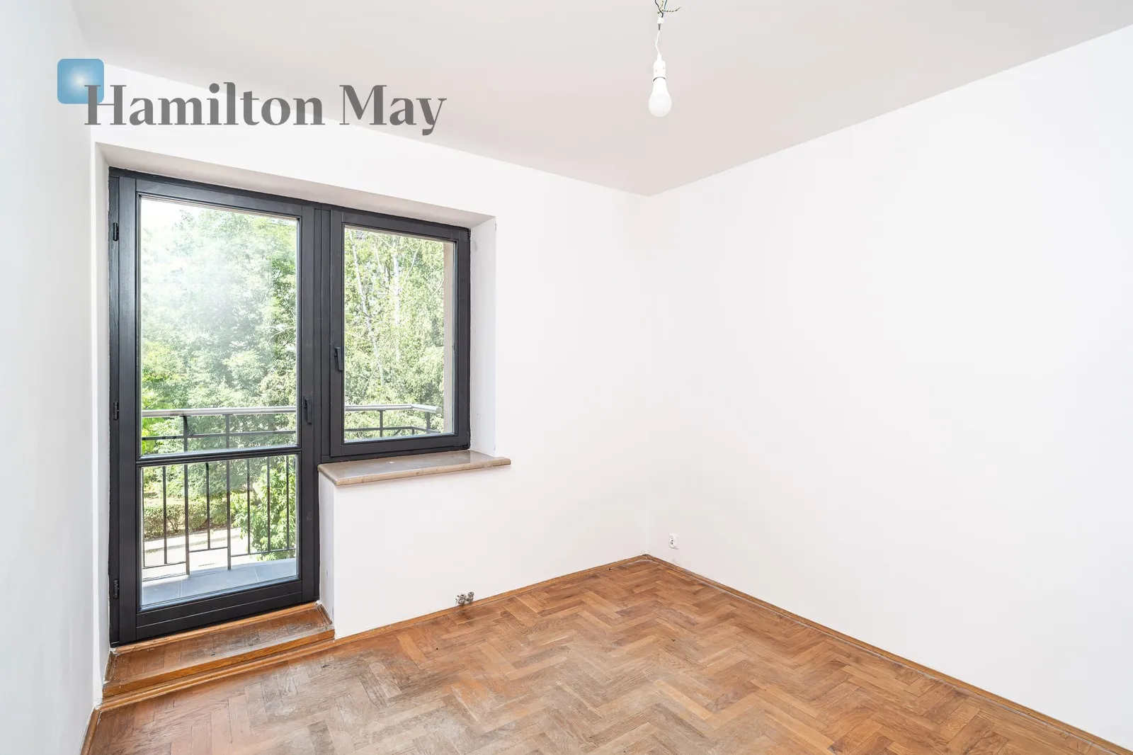 Street: Józefa Friedleina Region: Krowodrza Distance to centre: 1.85 km Level: 2 Price: 1132300 PLN Bedrooms: 2 Bathrooms: 2 Size: 67m2 Price/m2: 16900 PLN - slider