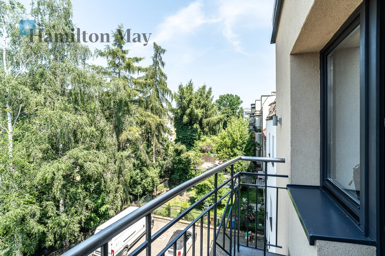 Level: 3 Price: 2016000 PLN Bedrooms: 5 Bathrooms: 2 - slider