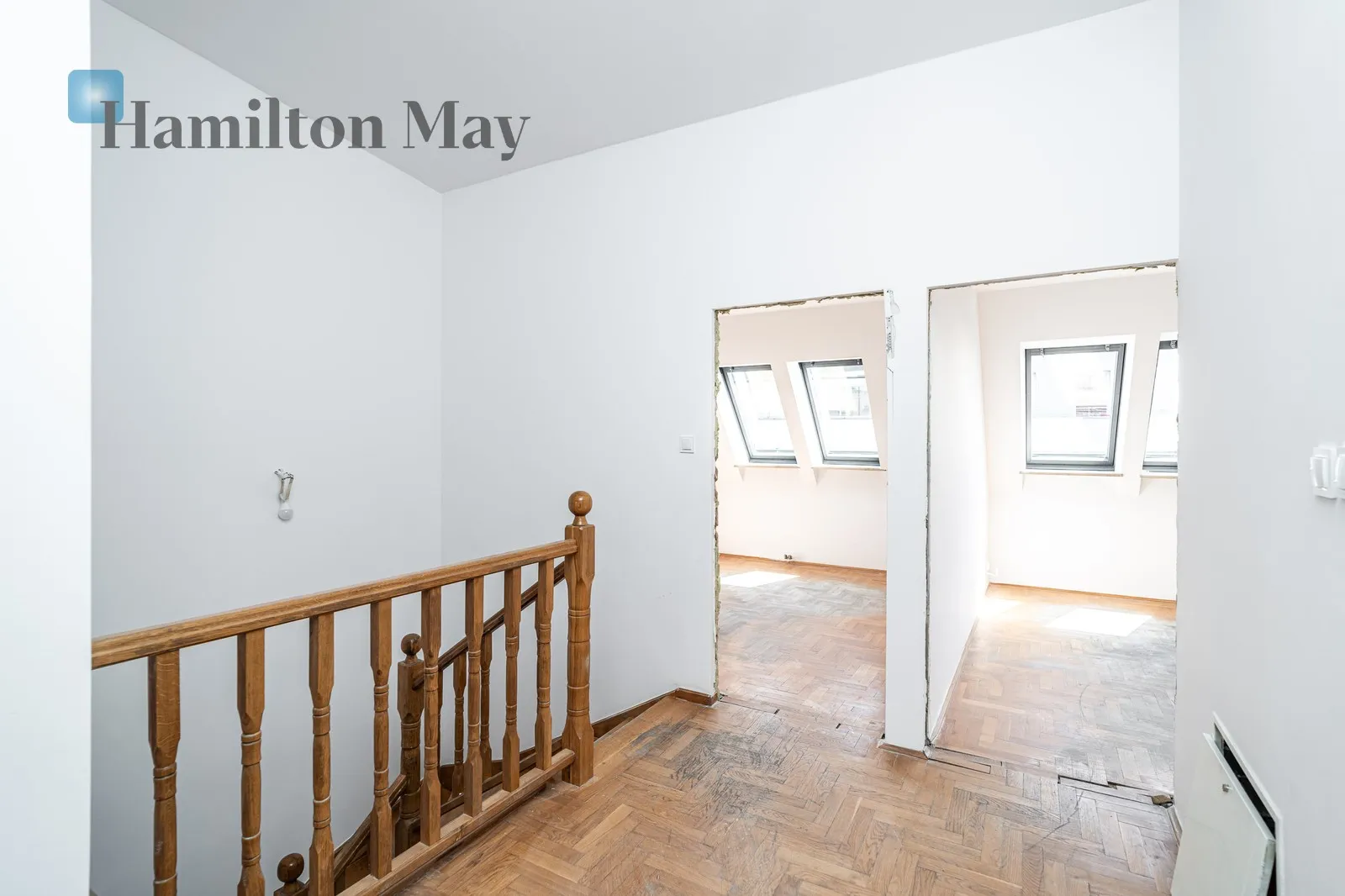 Region: Krowodrza Distance to centre: 1.85 km Level: 3 Price: 2016000 PLN Bedrooms: 5 - slider