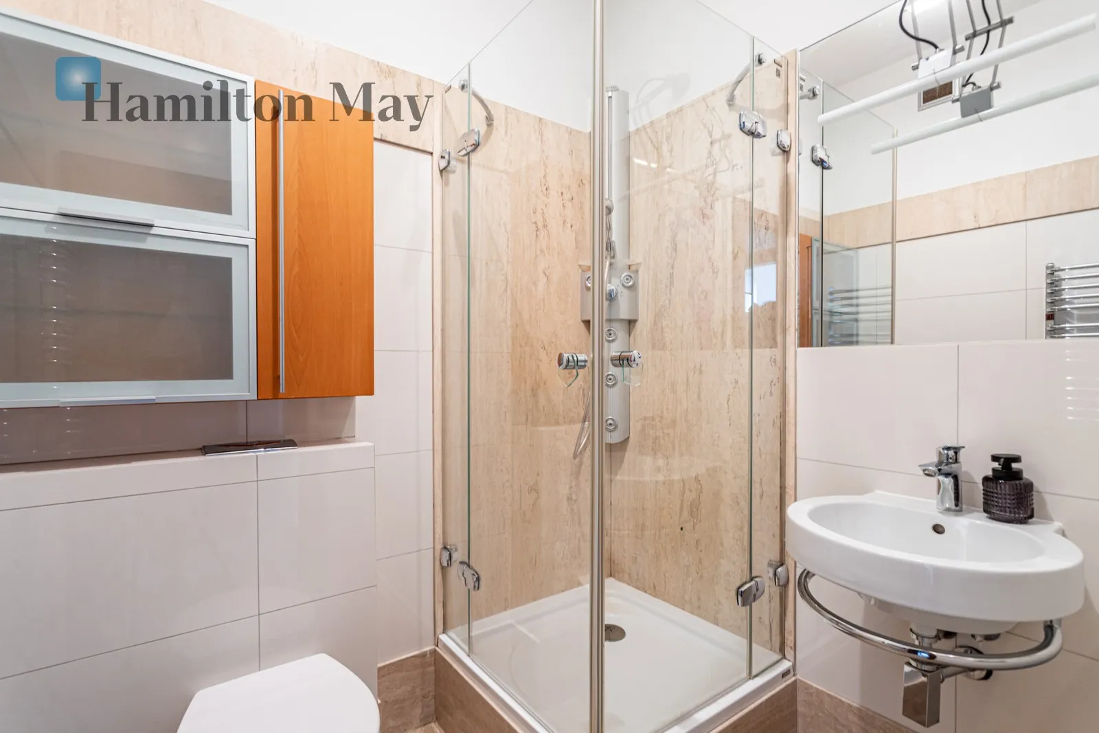 City: Warszawa Street: Podchorążych Region: Mokotów Subregion: Sielce Distance to centre: 3.13 km Level: 5 Price: 6000 PLN - slider