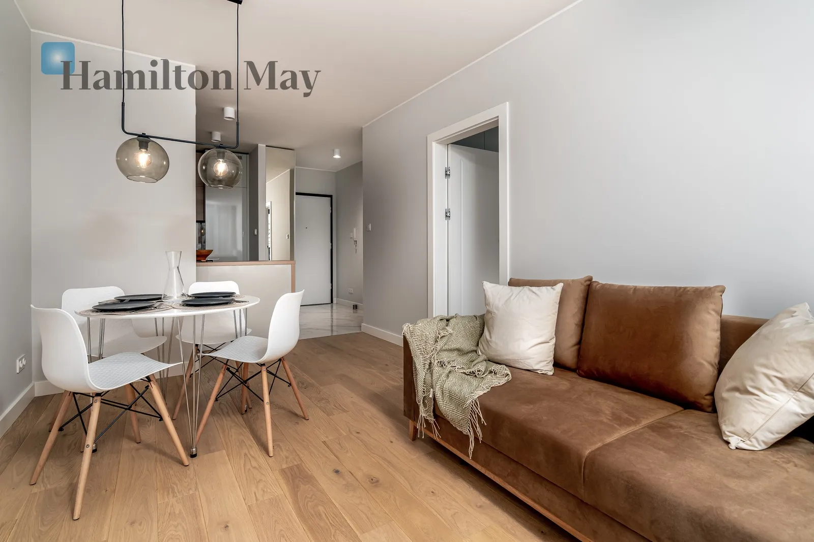 A unique, elegant one-bedroom apartment in a discreet development in Praga Północ, near the Szwedzka metro station - slider