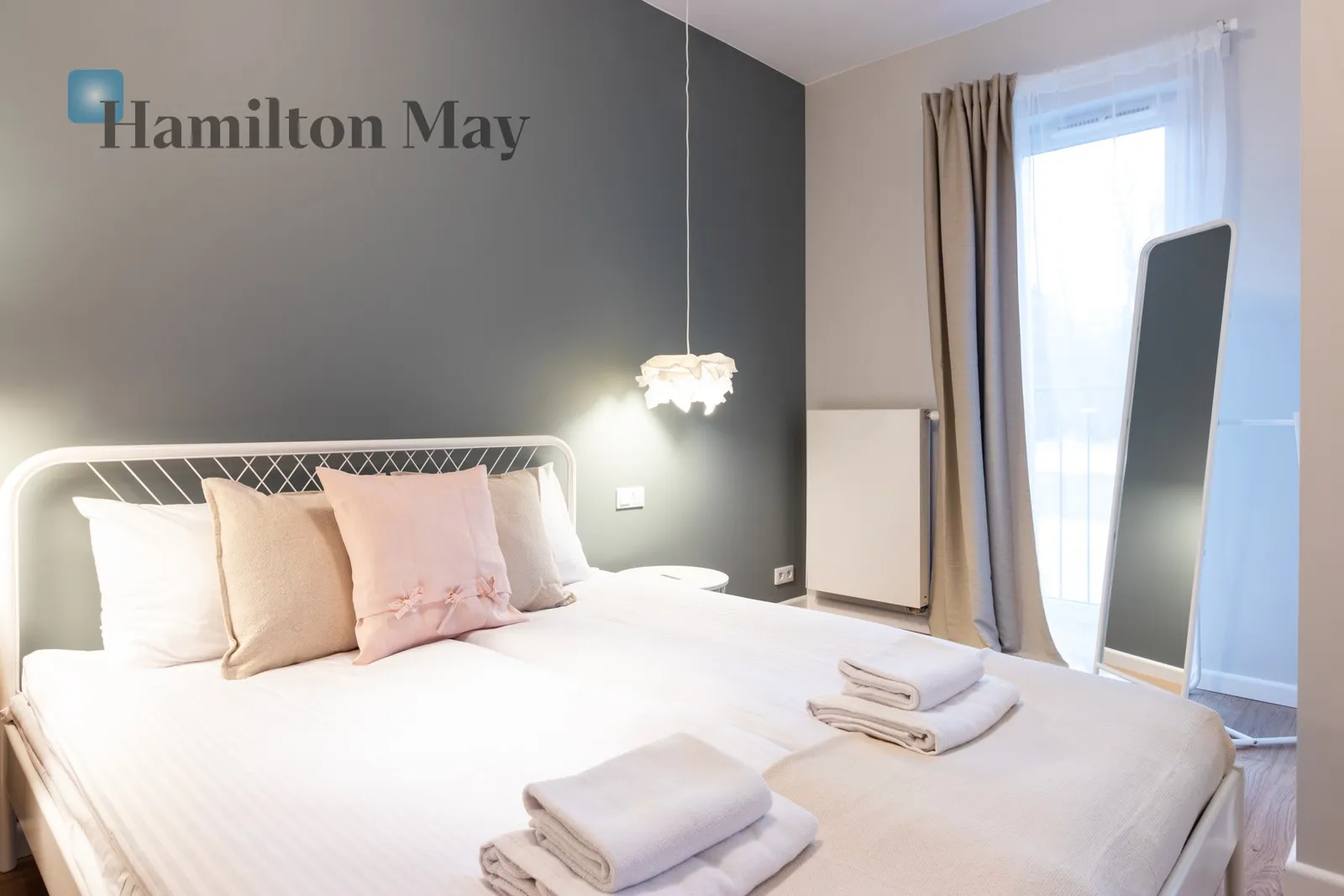 City: Kraków Street: Rakowicka Region: Stare Miasto Distance to centre: 1.58 km Level: 1 Price: 925000 PLN - slider