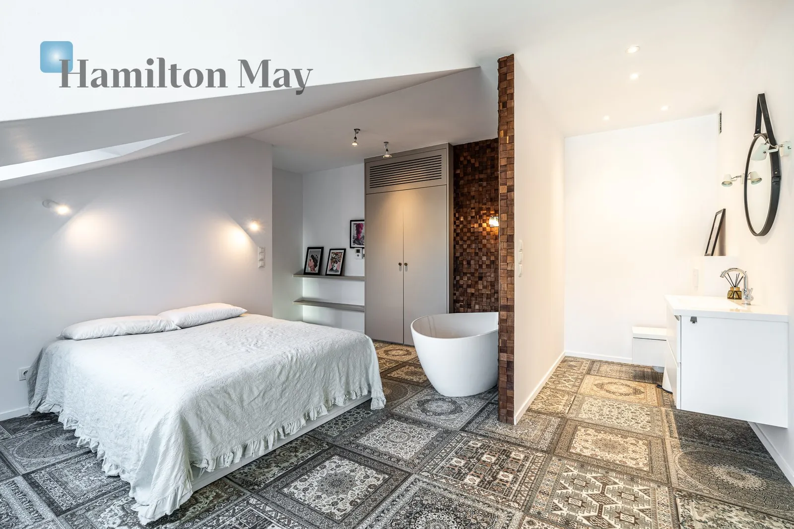 Exclusive Duplex Apartment in Krakow Center - slider