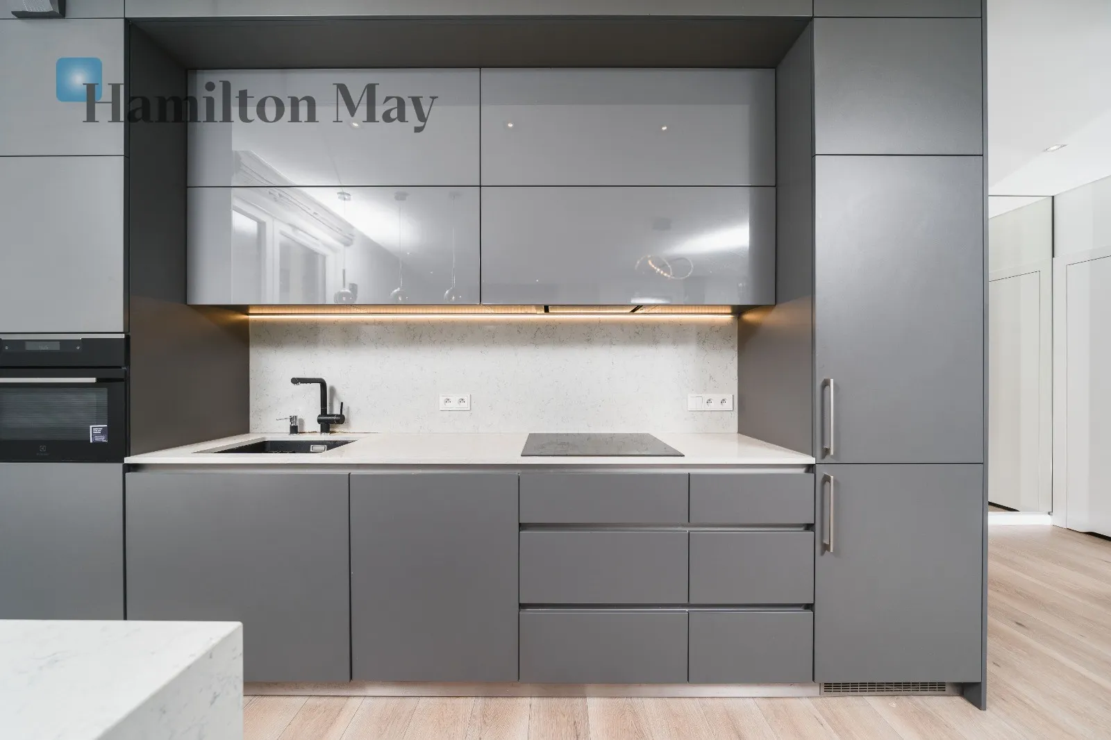 Преміум-квартира з паркуванням в Арт-Сіті - slider