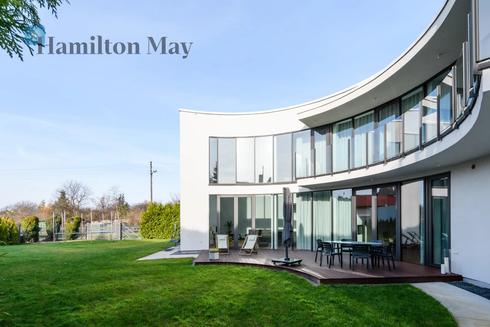 City: Warszawa Street: Komitetu Obrony Robotników Region: Włochy Subregion: Okęcie Distance to centre: 6.14 km - slider