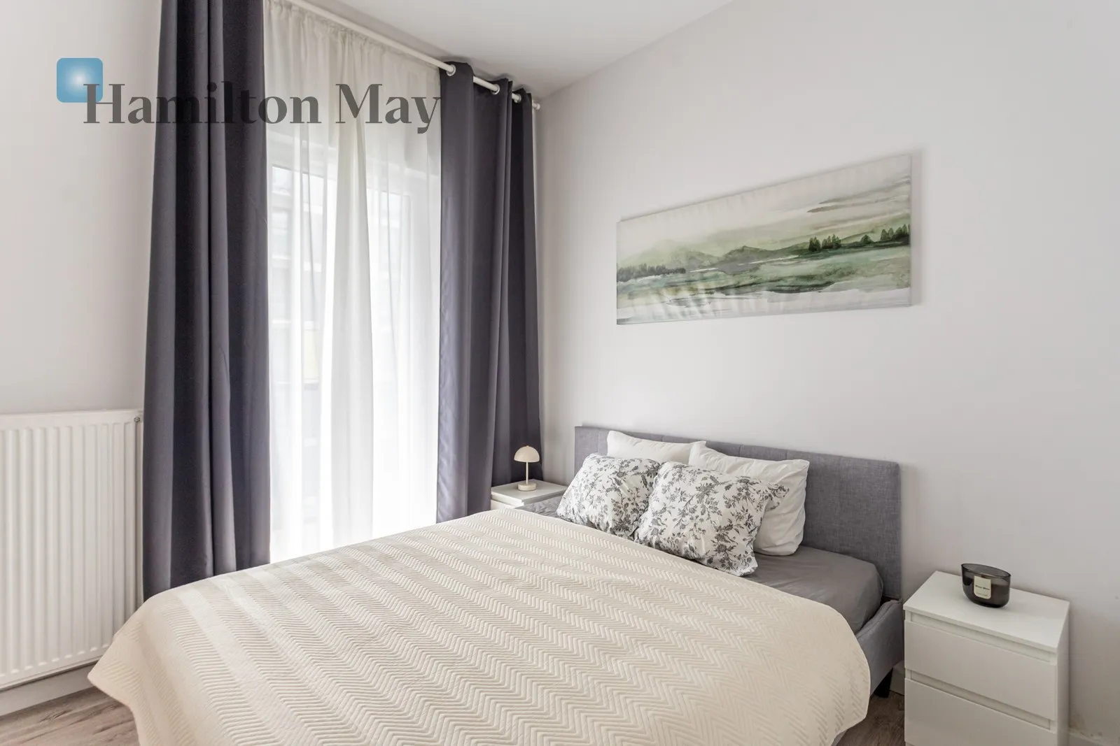 New 2-room apartment with air conditioning + balcony + garage - slider