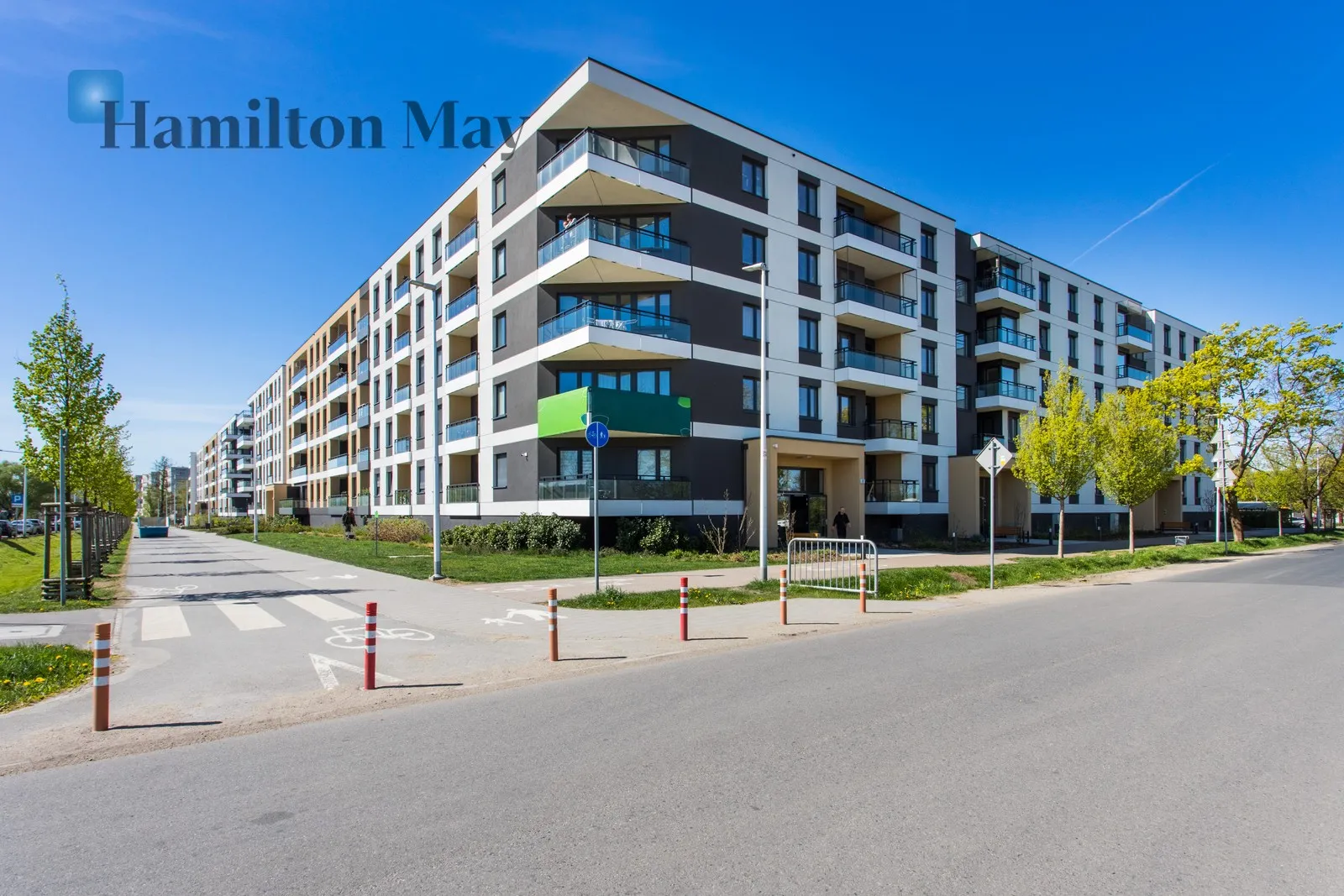 27 m2 z wydzieloną sypianią i miejscem postojowym w inwestycji Lokum Verde - slider