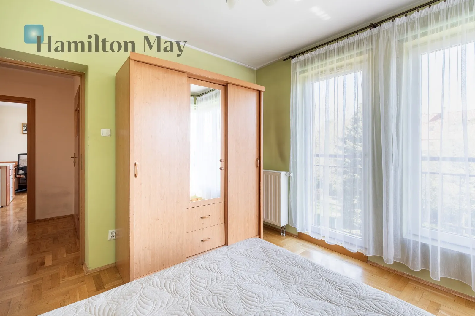 Subregion: Bronowice Małe Distance to centre: 4.88 km Level: 2 Price: 775000 PLN Bedrooms: 1 Bathrooms: 1 Size: 49m2 Price/m2: 15816 PLN - slider