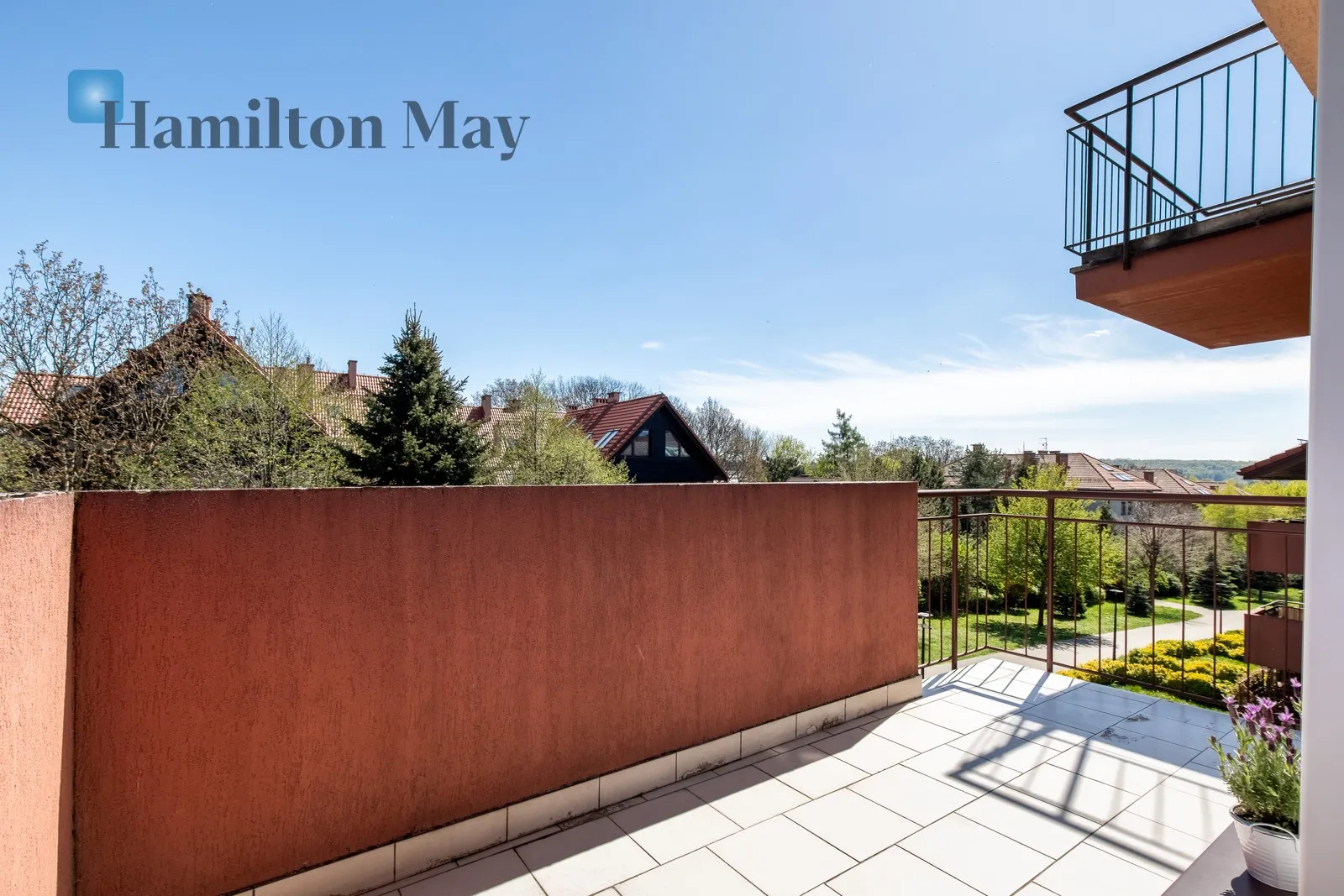 Region: Bronowice Subregion: Bronowice Małe Distance to centre: 4.88 km Level: 2 Price: 775000 PLN Bedrooms: 1 Bathrooms: 1 - slider