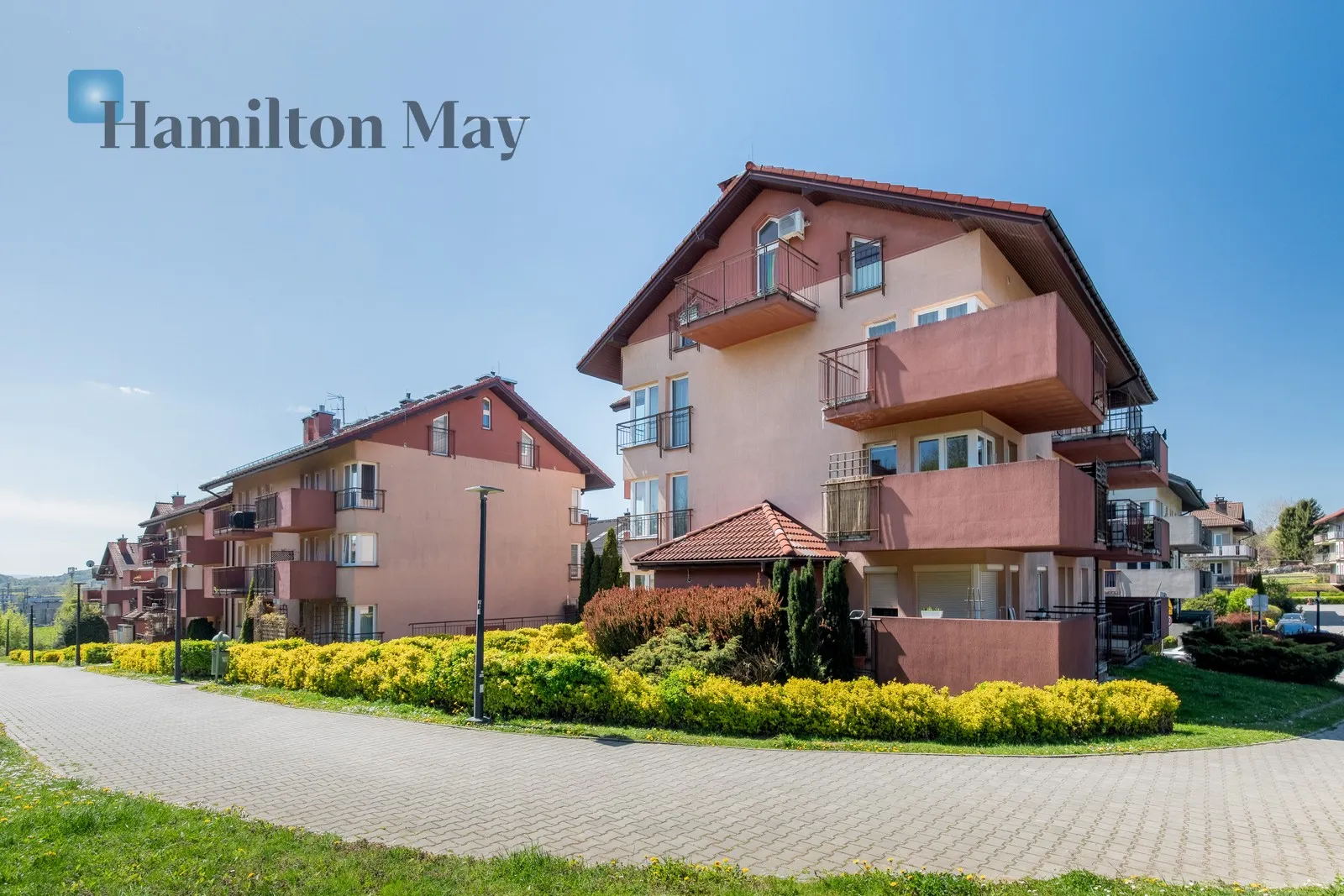 Region: Bronowice Subregion: Bronowice Małe Distance to centre: 4.88 km Level: 2 Price: 775000 PLN Bedrooms: 1 - slider