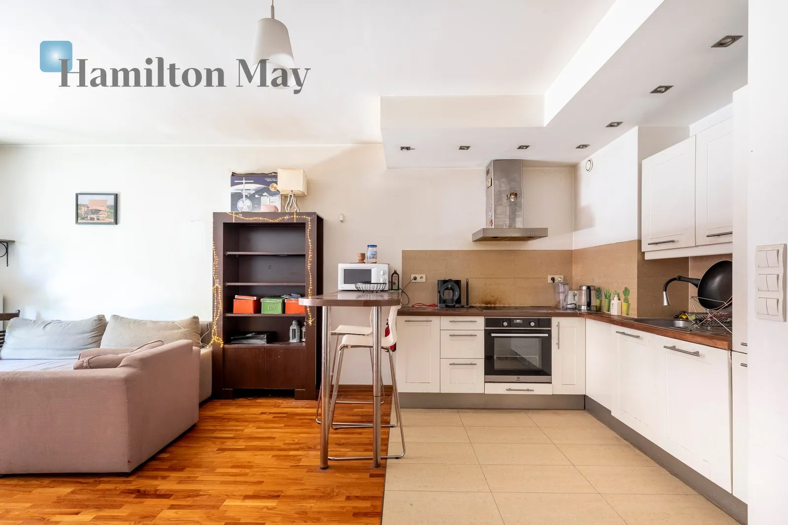 2-room apartment in the Angel City building - slider