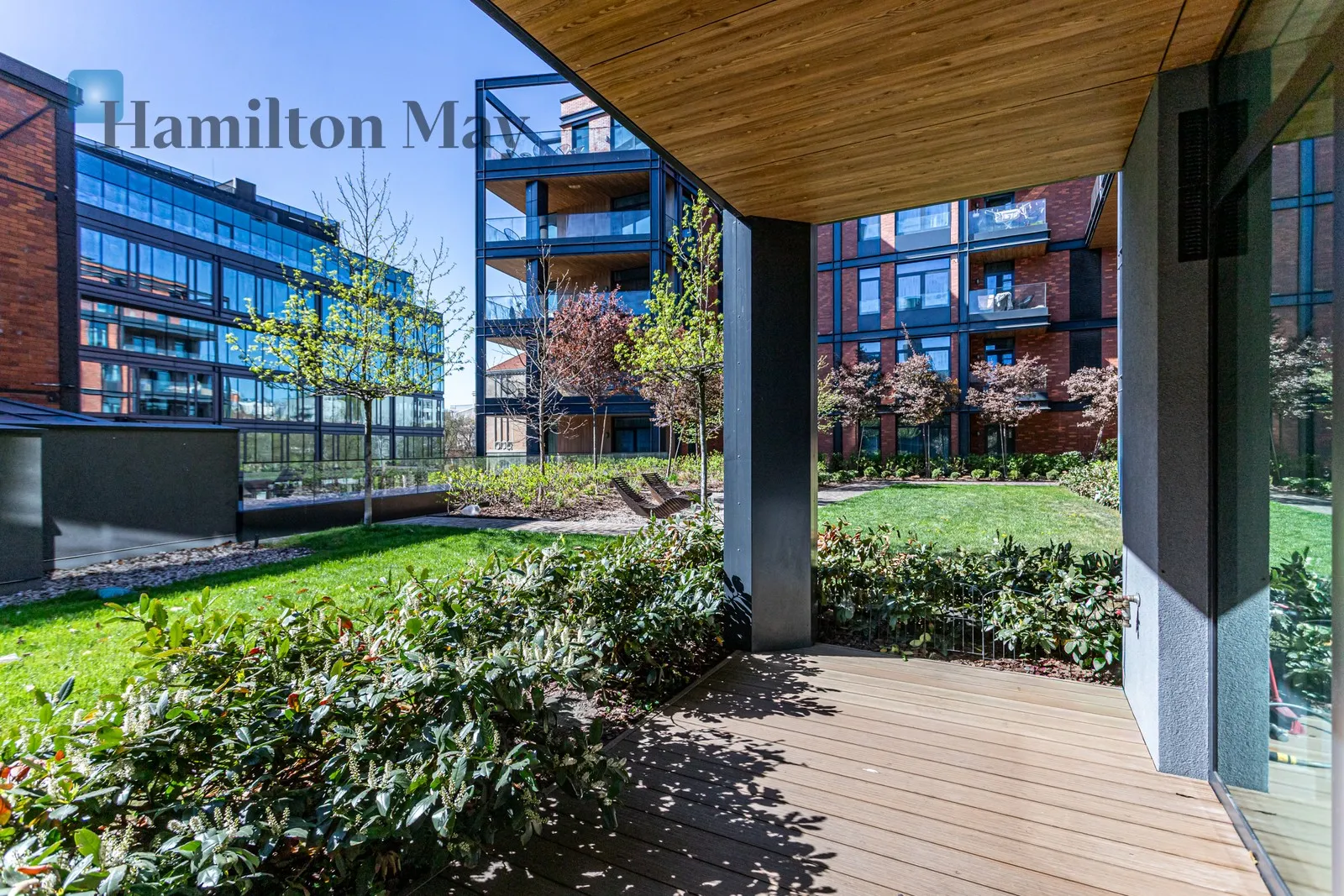 Subregion: Powiśle Distance to centre: 1.56 km Level: 4 Price: 6764 PLN Bedrooms: 1 Bathrooms: 1 Size: 52m2 - slider