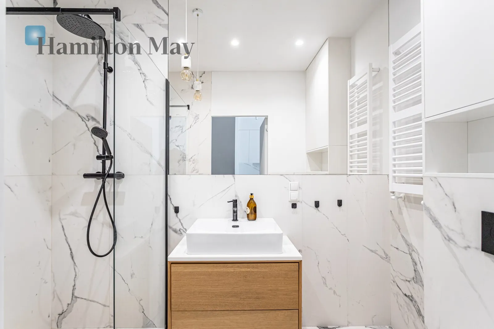 Subregion: Powiśle Distance to centre: 1.56 km Level: 4 Price: 6764 PLN Bedrooms: 1 Bathrooms: 1 - slider