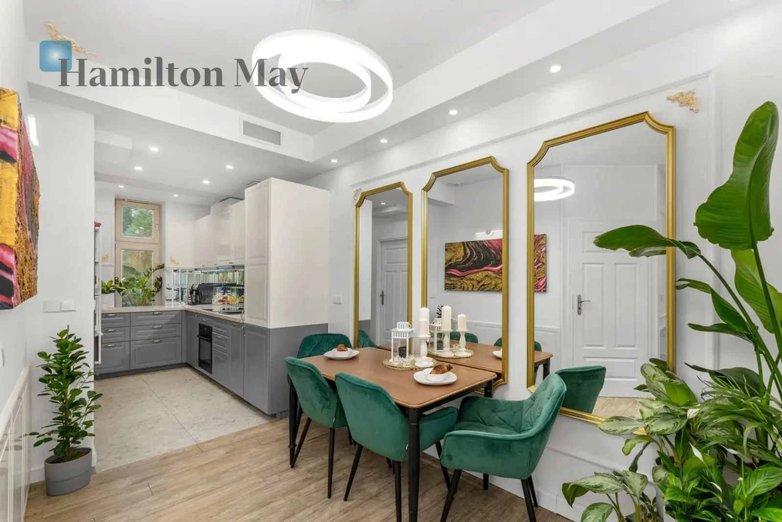 Street: Łobzowska Region: Stare Miasto Subregion: Piasek Distance to centre: 0.77 km Price: 1290000 PLN Bedrooms: 2 Bathrooms: 1 Size: 45m2 Price/m2: 28667 PLN - slider
