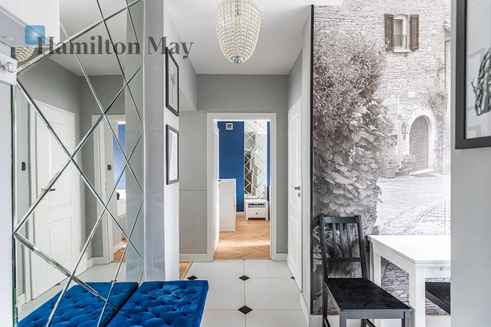 Cozy two-room apartment on Elektoralna - slider