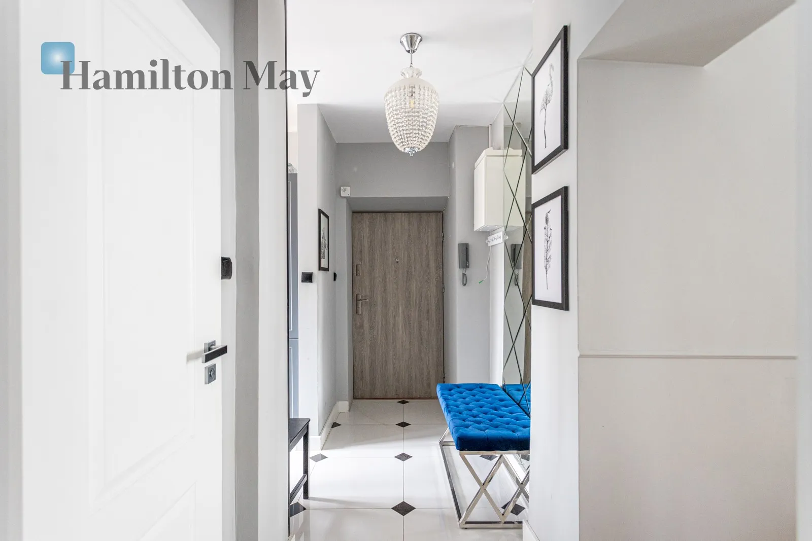 Cozy two-room apartment on Elektoralna - slider