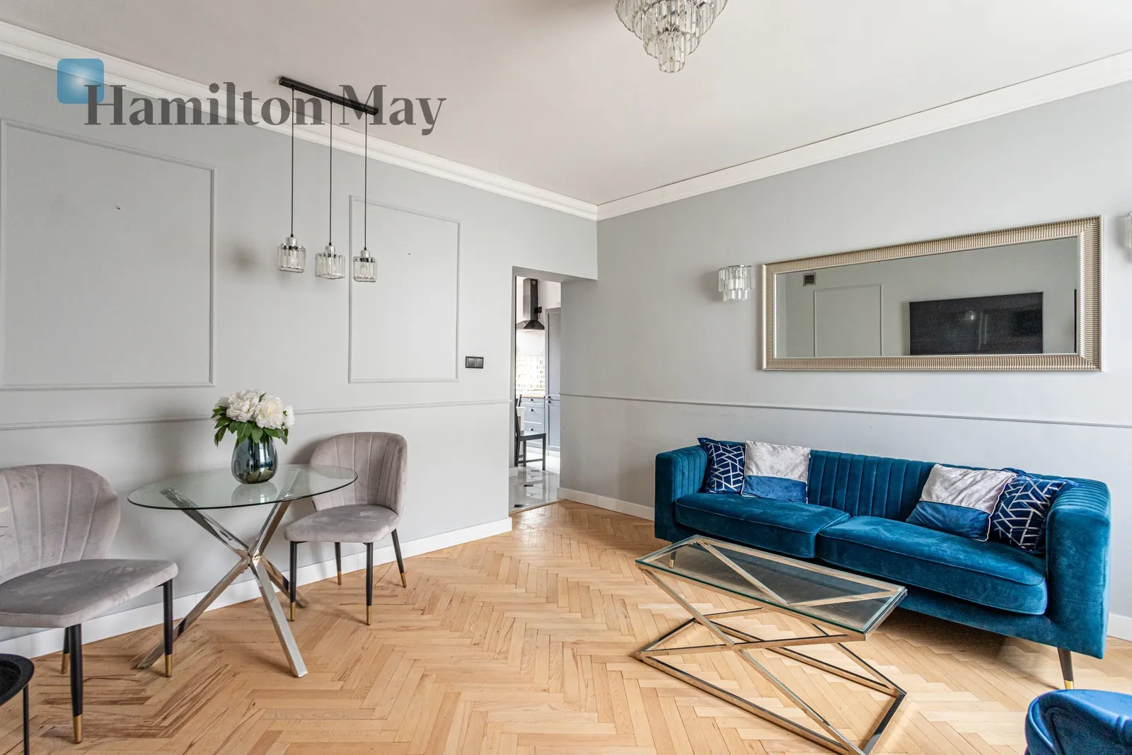 Cozy two-room apartment on Elektoralna - slider