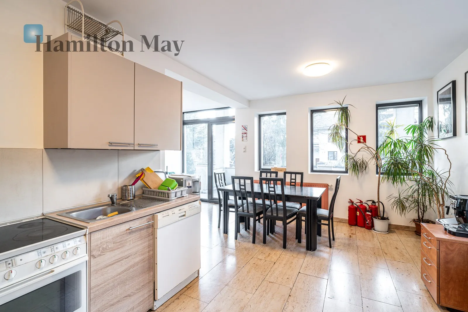 Level: 1 Price: 7500 PLN Bedrooms: null Bathrooms: null Plot size: nullm2 - slider