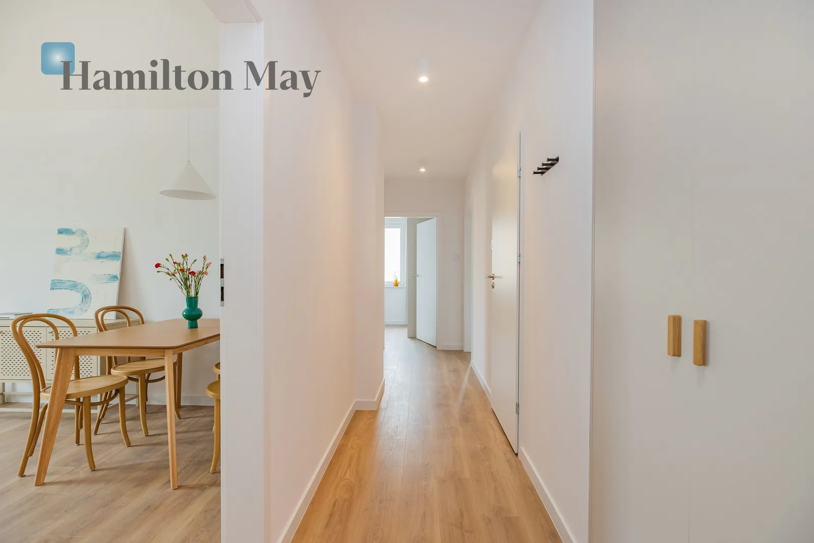 Street: Aleksandra Fredry Region: Łagiewniki-Borek Fałęcki Distance to centre: 4.03 km Level: 4 Price: 1108000 PLN - slider