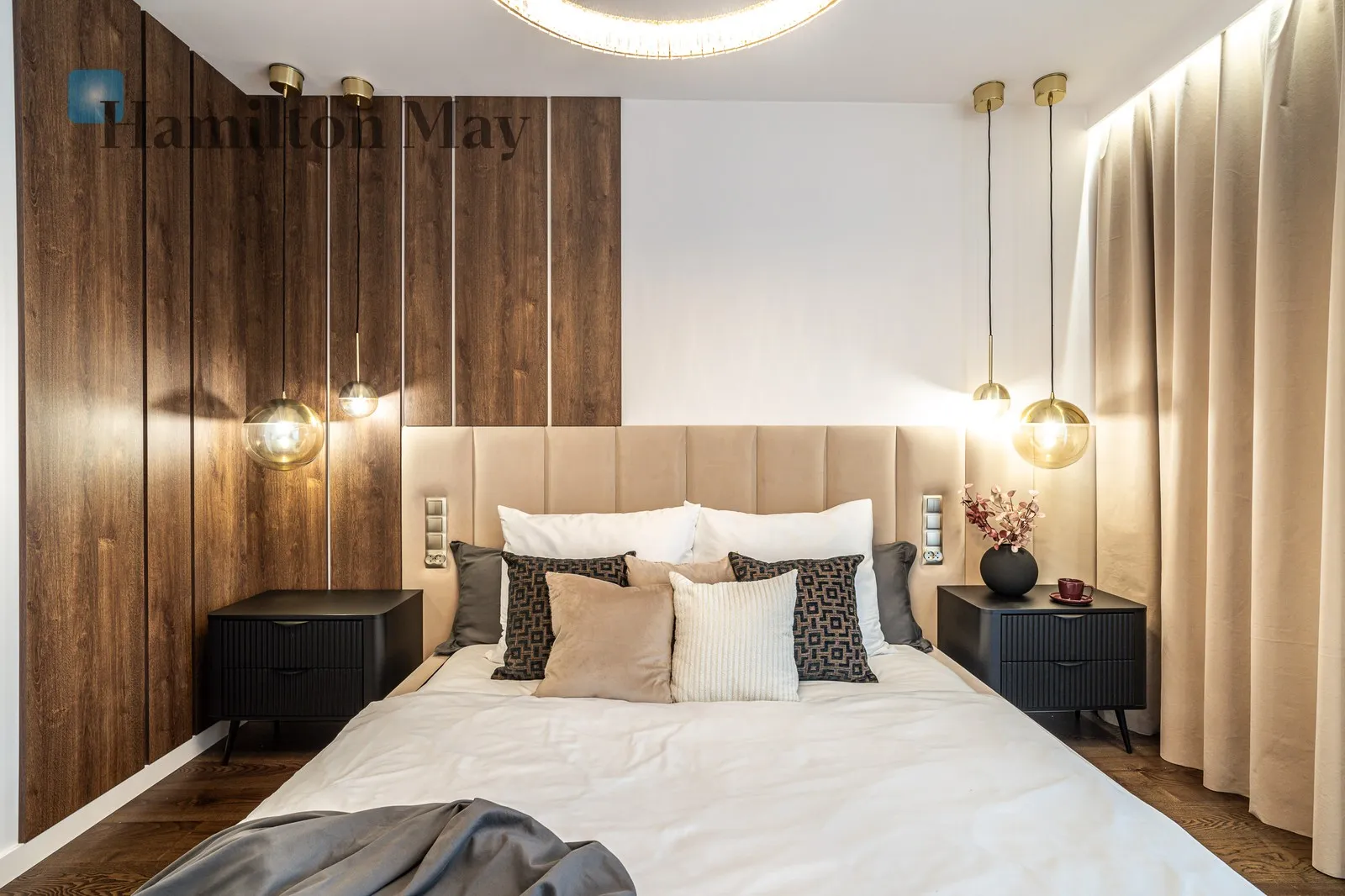 Luxury 4-Room Apartment with Panoramic Green Views - slider