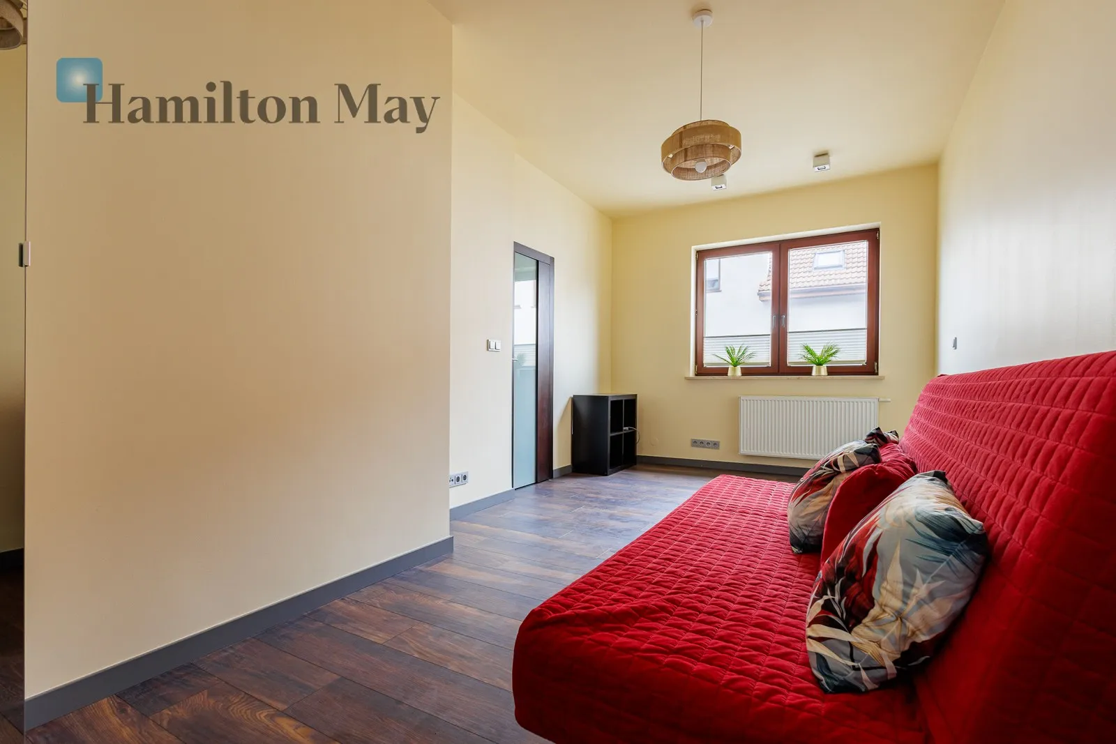 City: Warszawa Street: Arbuzowa Region: Mokotów Subregion: Służew Distance to centre: 7.44 km Level: -9 - slider