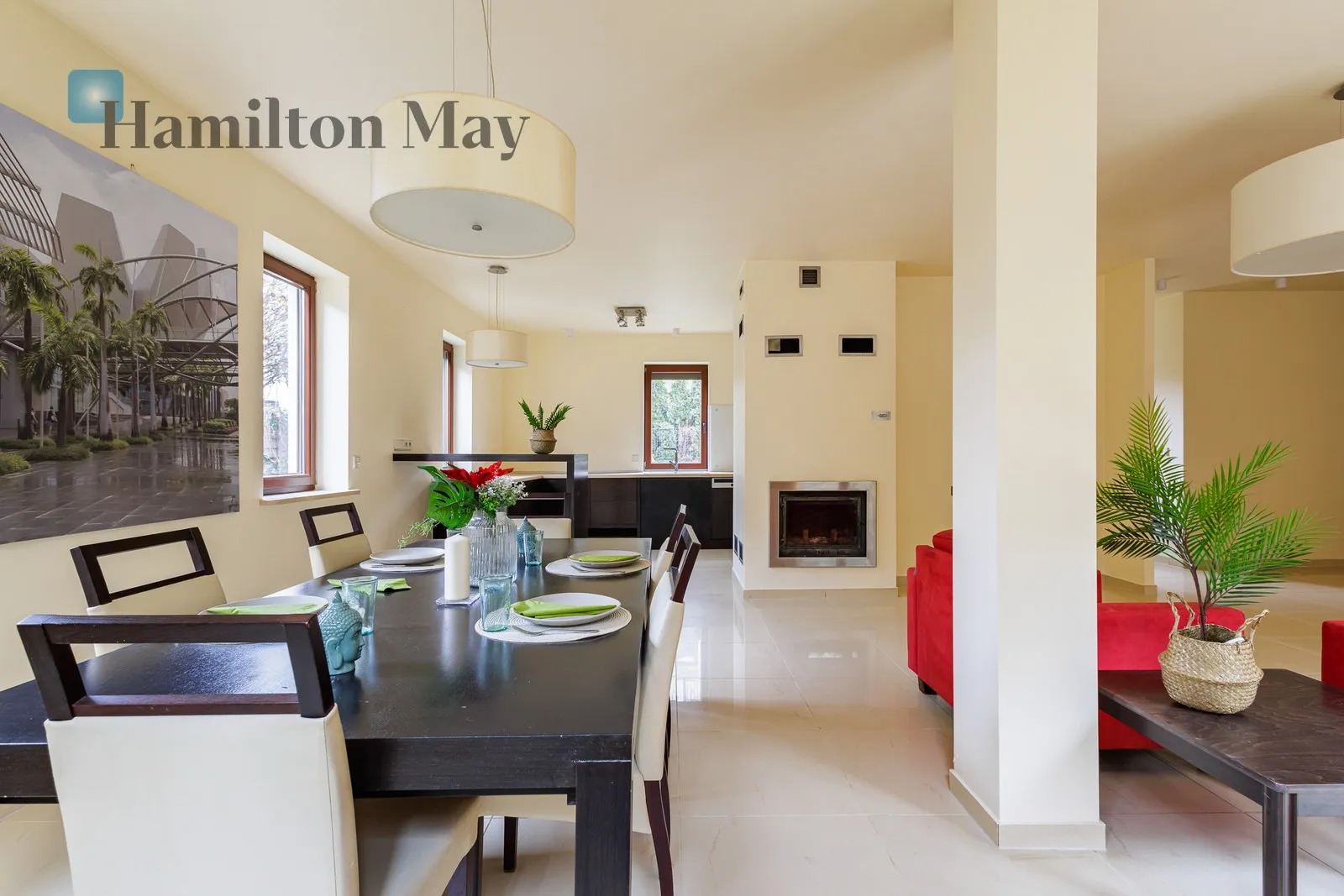 Street: Arbuzowa Region: Mokotów Subregion: Służew Distance to centre: 7.44 km Level: -9 Price: 14000 PLN Bedrooms: 3 Bathrooms: 3 Plot size: 450m2 Price/m2: 37 PLN - slider