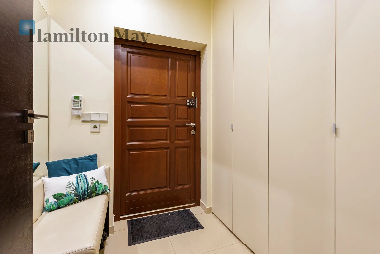 City: Warszawa Street: Arbuzowa Region: Mokotów Subregion: Służew Distance to centre: 7.44 km - slider