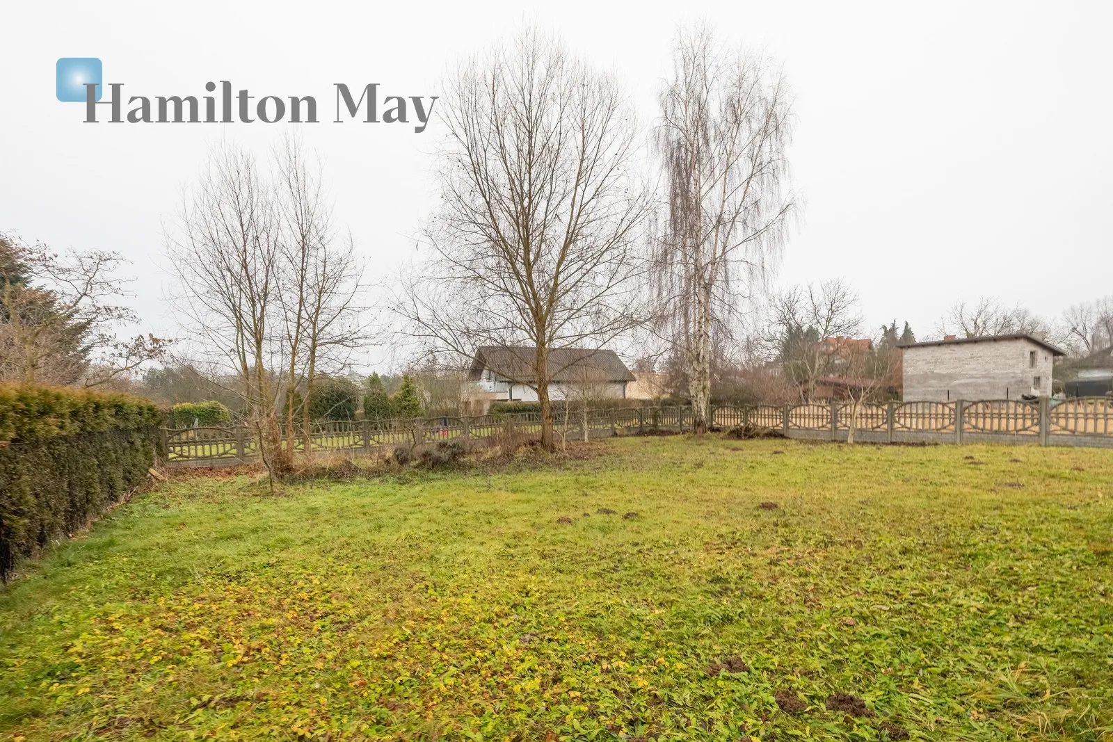 Distance to centre: 5.51 km Price: 8500 PLN Bedrooms: 4 - slider