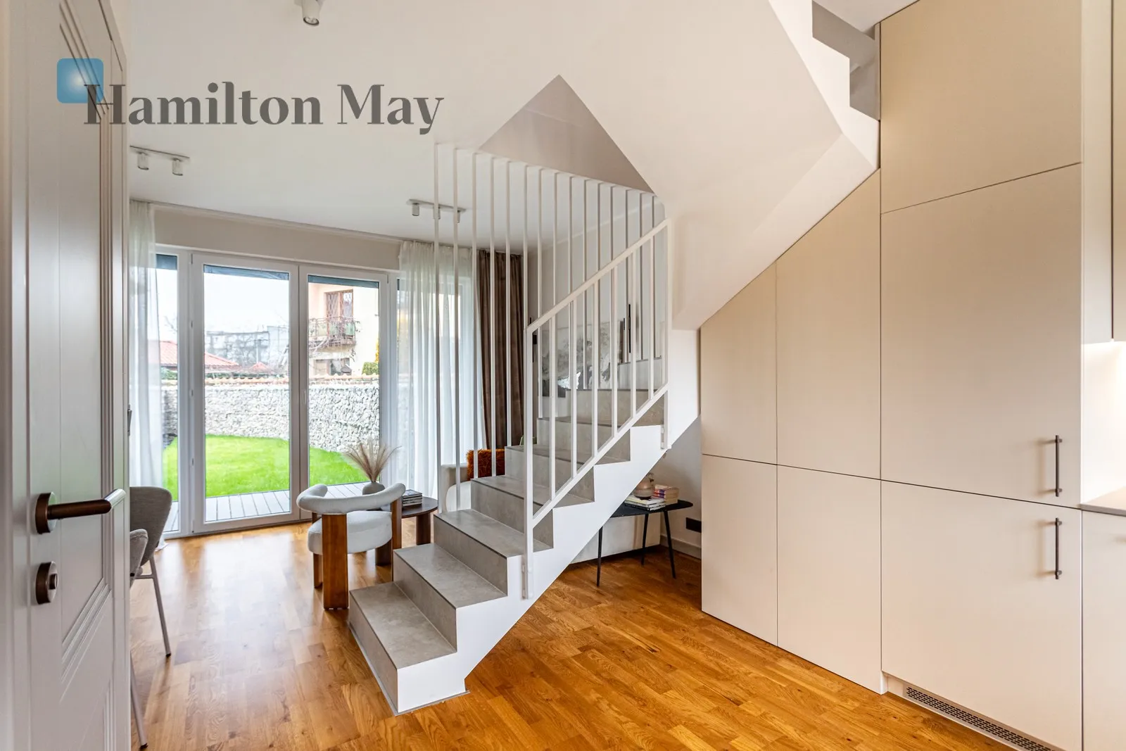 Segment w cichej i zielonej części Zacisza - slider