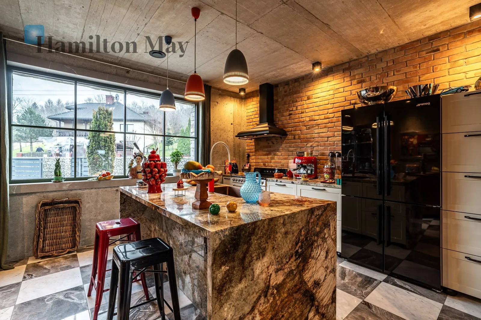 Price: 6400000 PLN Bedrooms: 2 - slider