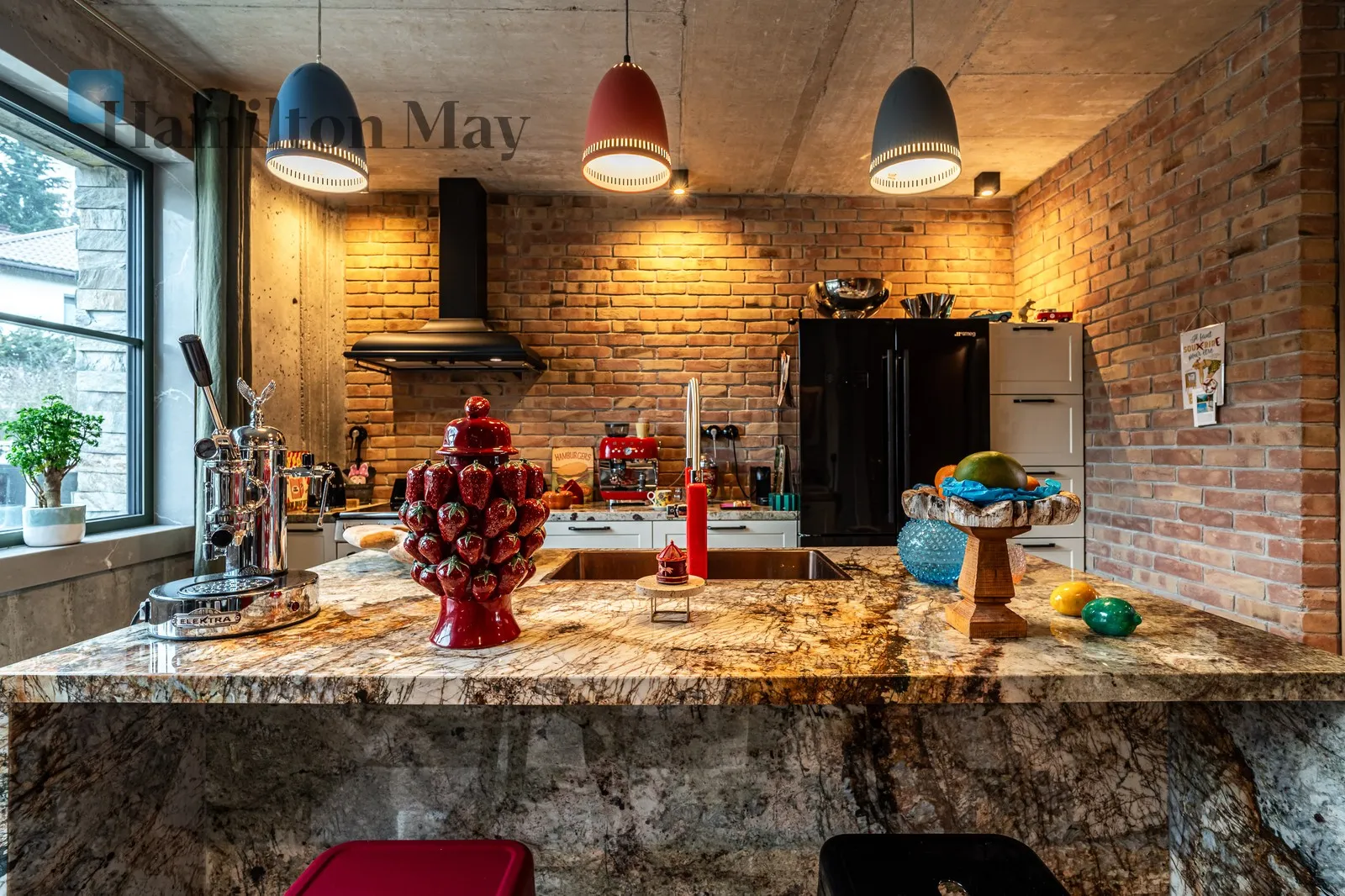 Bedrooms: 2 Bathrooms: 3 - slider