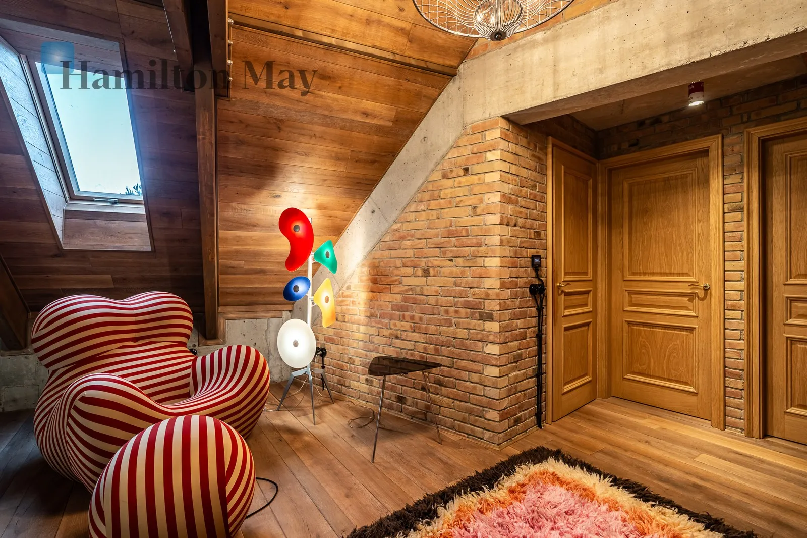 Street: Zakamycze - slider