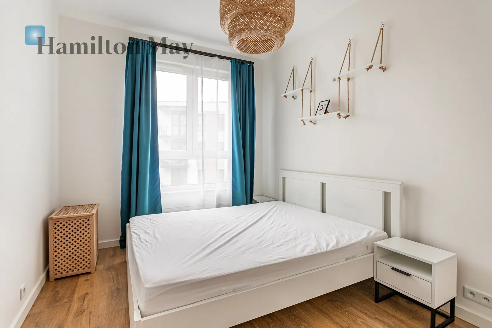 Nowoczesne dwupokojowe mieszkanie w stylu loft z balkonem na Włochach - slider