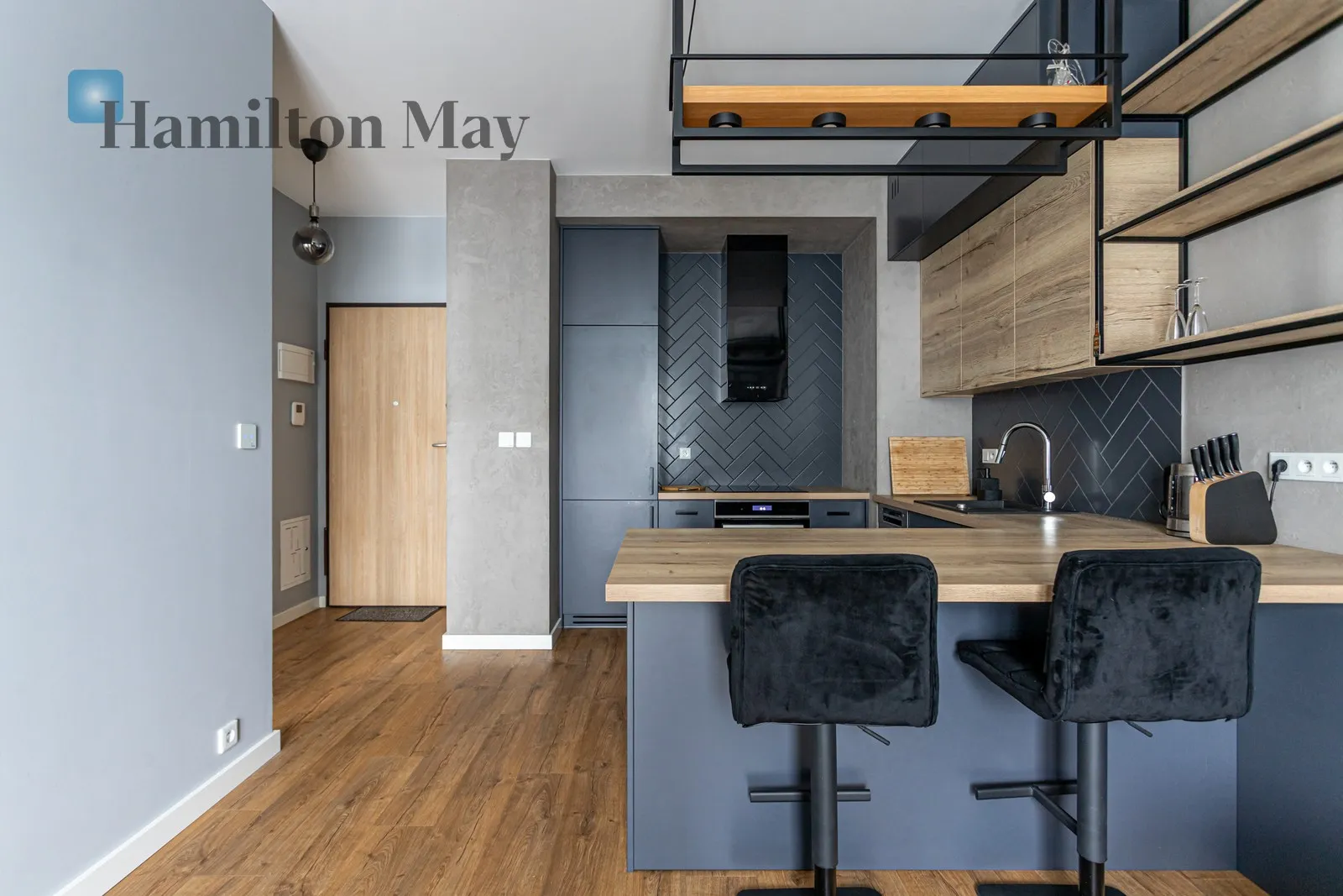 Nowoczesne dwupokojowe mieszkanie w stylu loft z balkonem na Włochach - slider